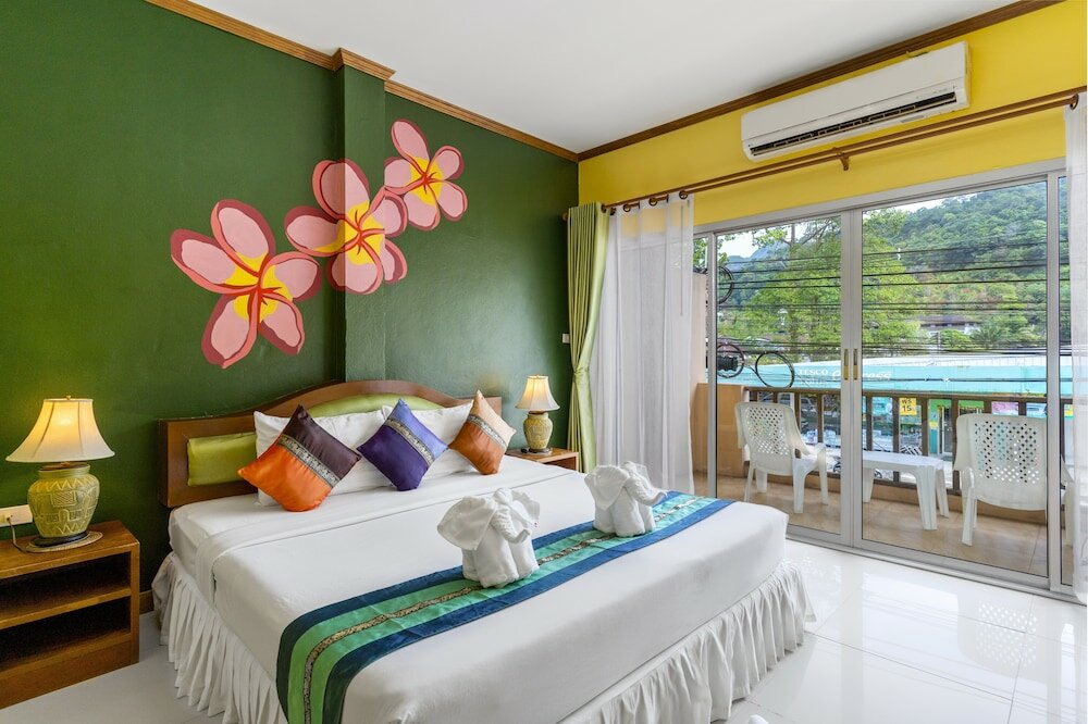 Standard Double Room with Street View