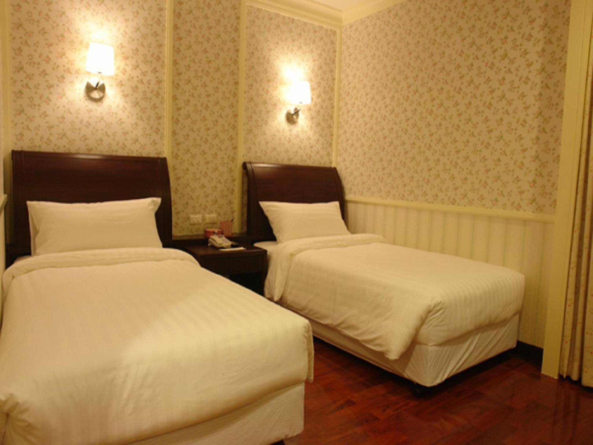 Standard Double or Twin Room with City View