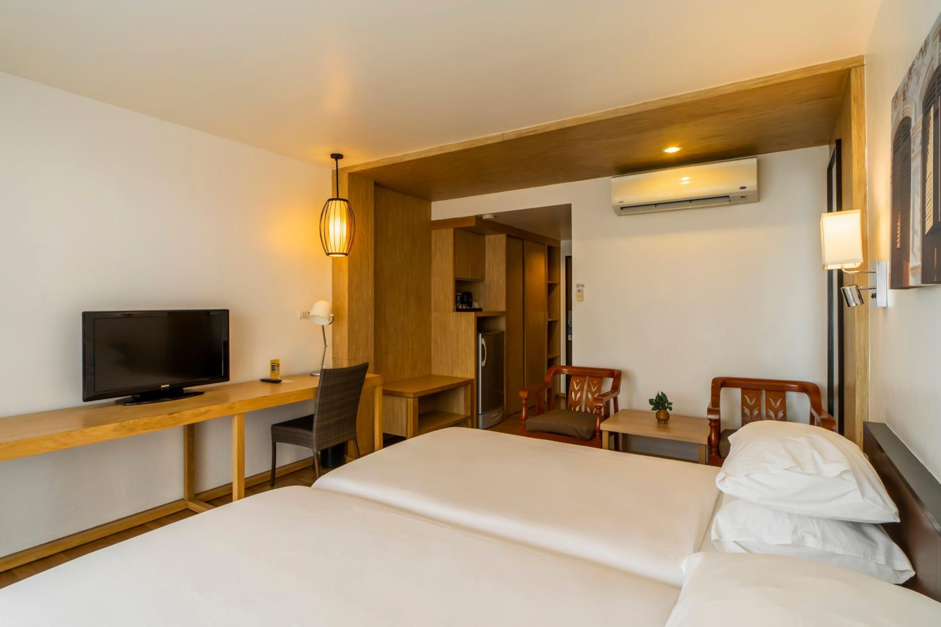 Deluxe Room With Two single Bed
