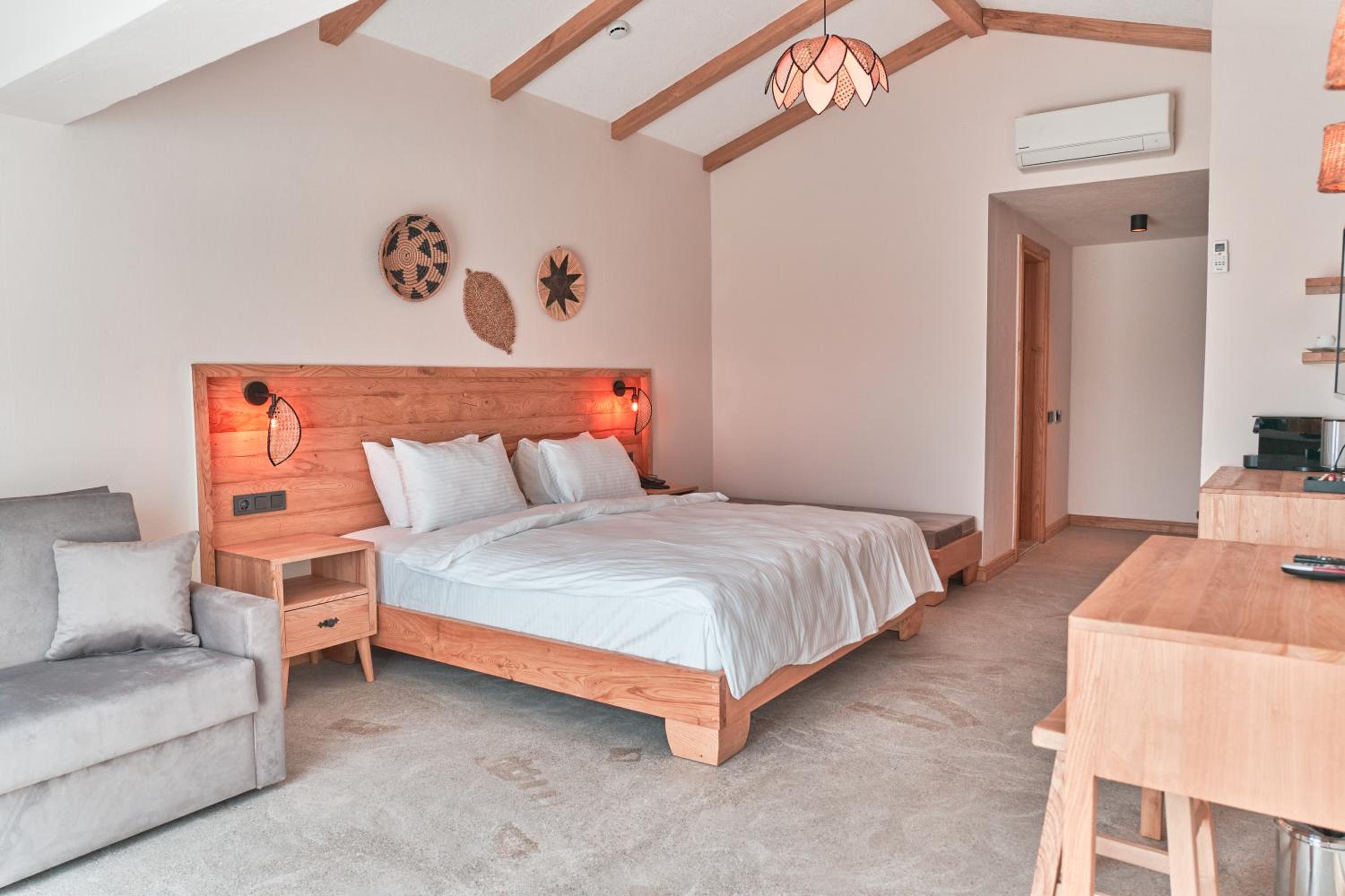 Penthouse Room with Jacuzzi