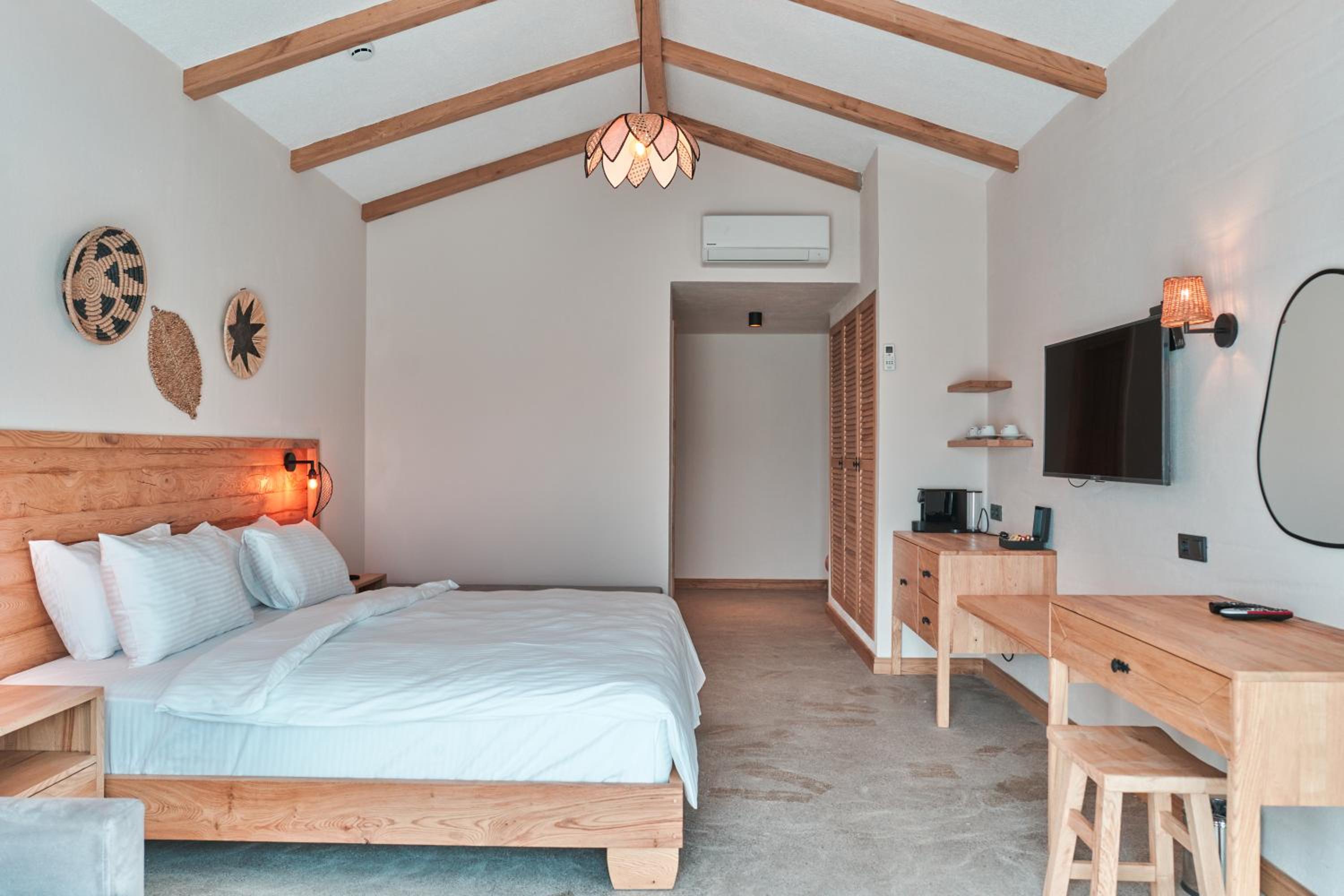 Penthouse Room with Jacuzzi