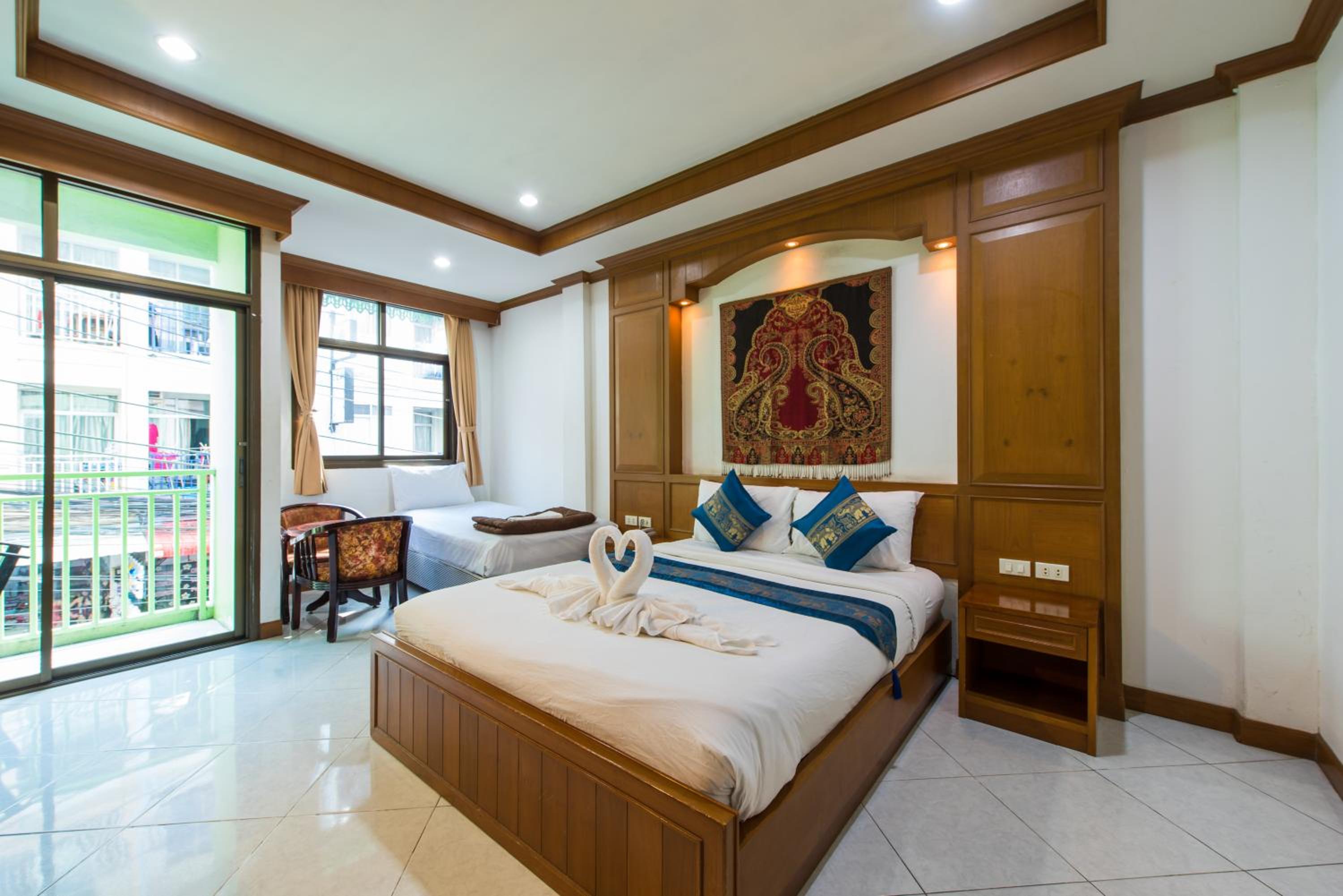 Triple Family Room
