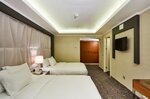 Twin Room, Sea View в DoubleTree by Hilton Izmir - Alsancak
