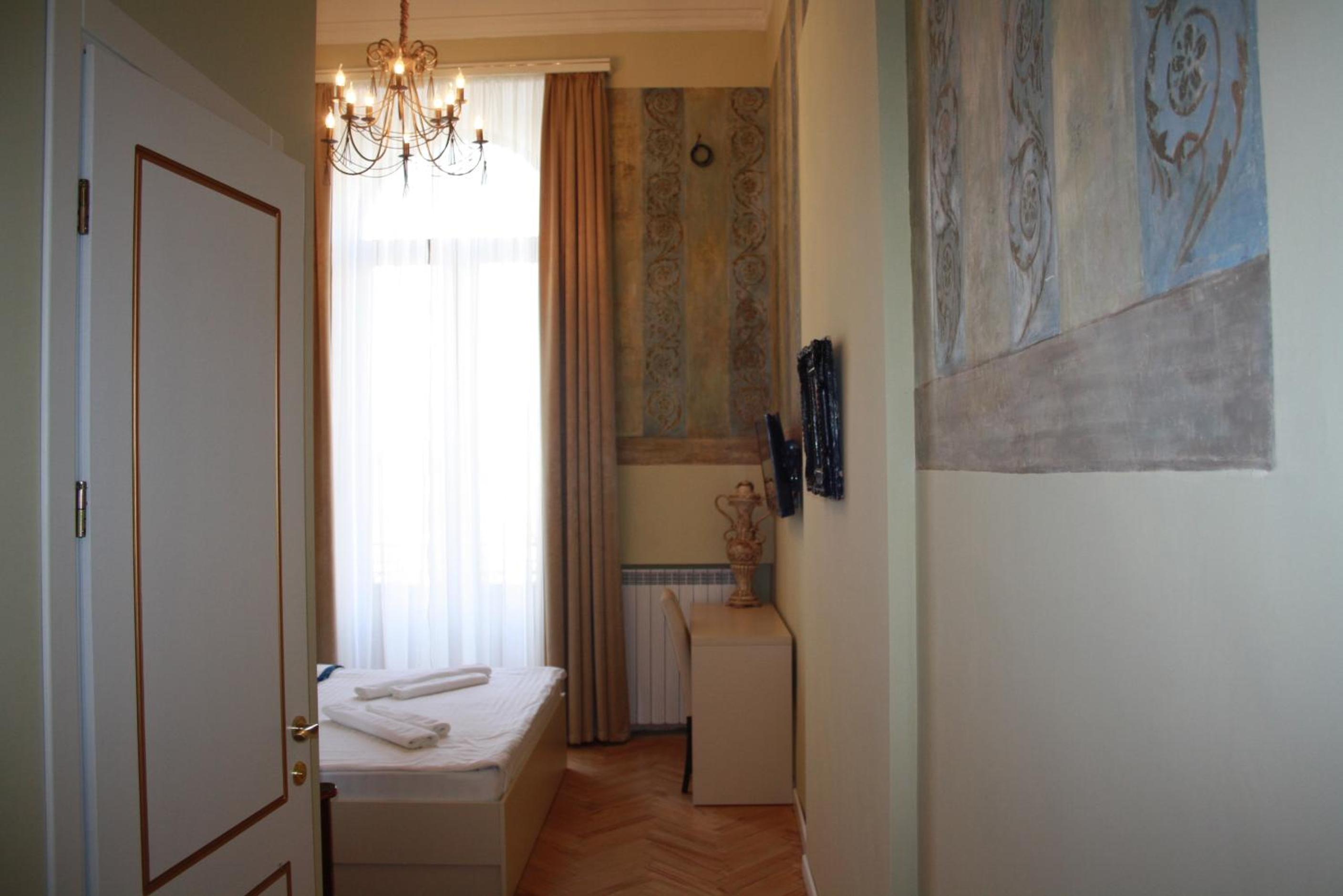 Classic Double Room with Balcony