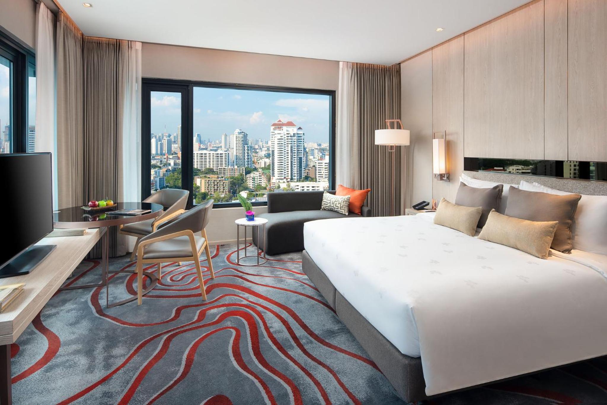 Premier Corner King Room