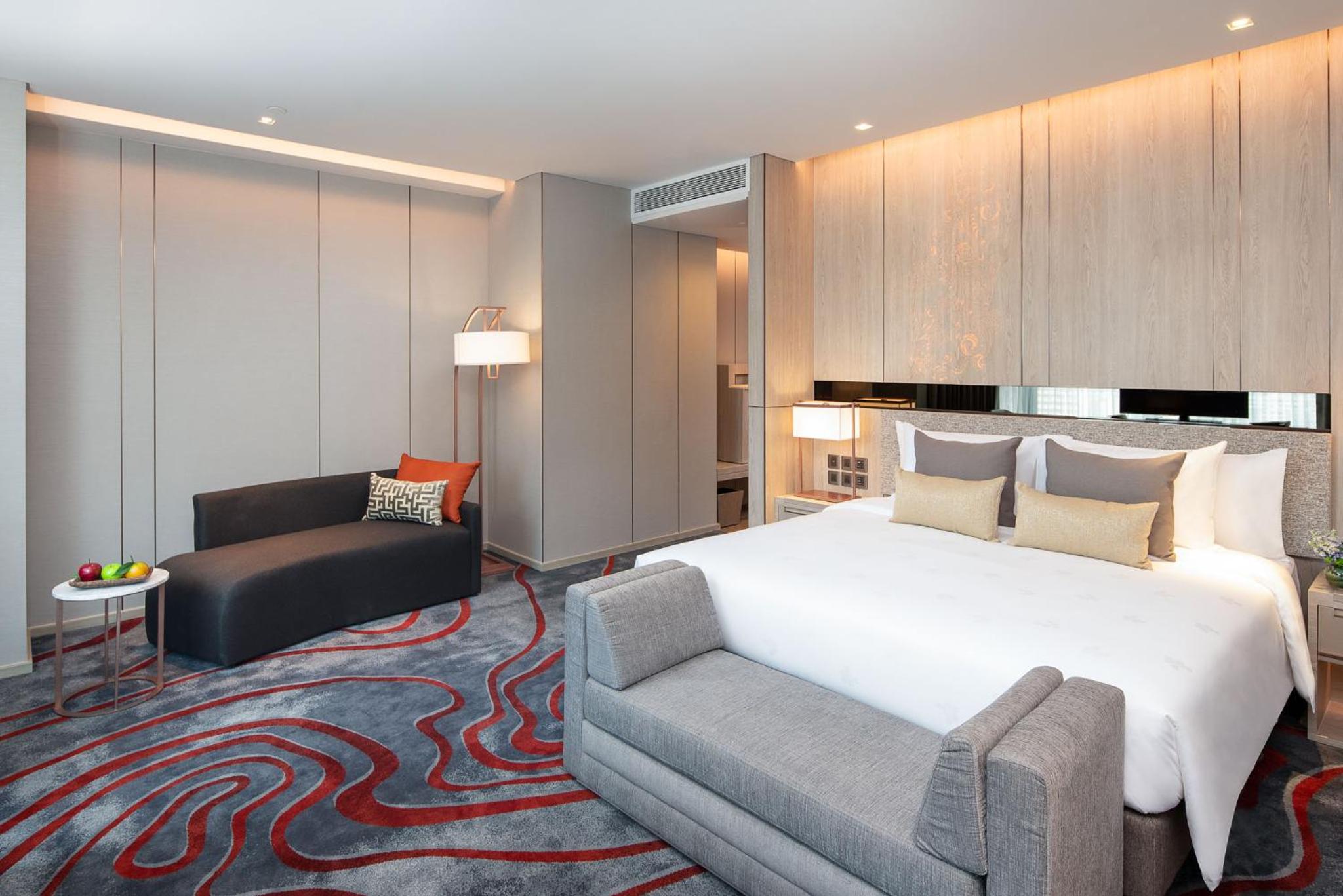 Premier King Room
