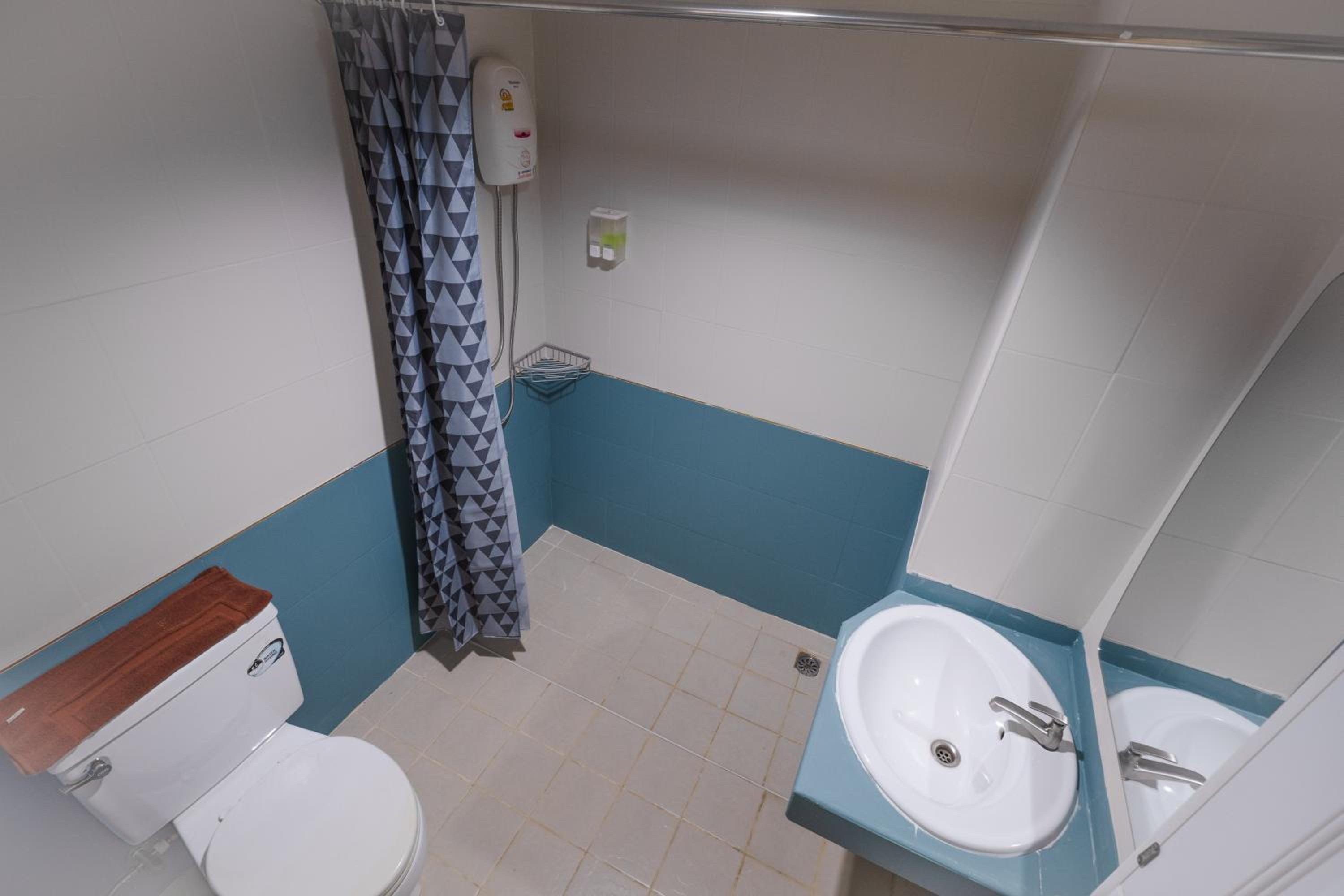 Family Room (4 Adults)