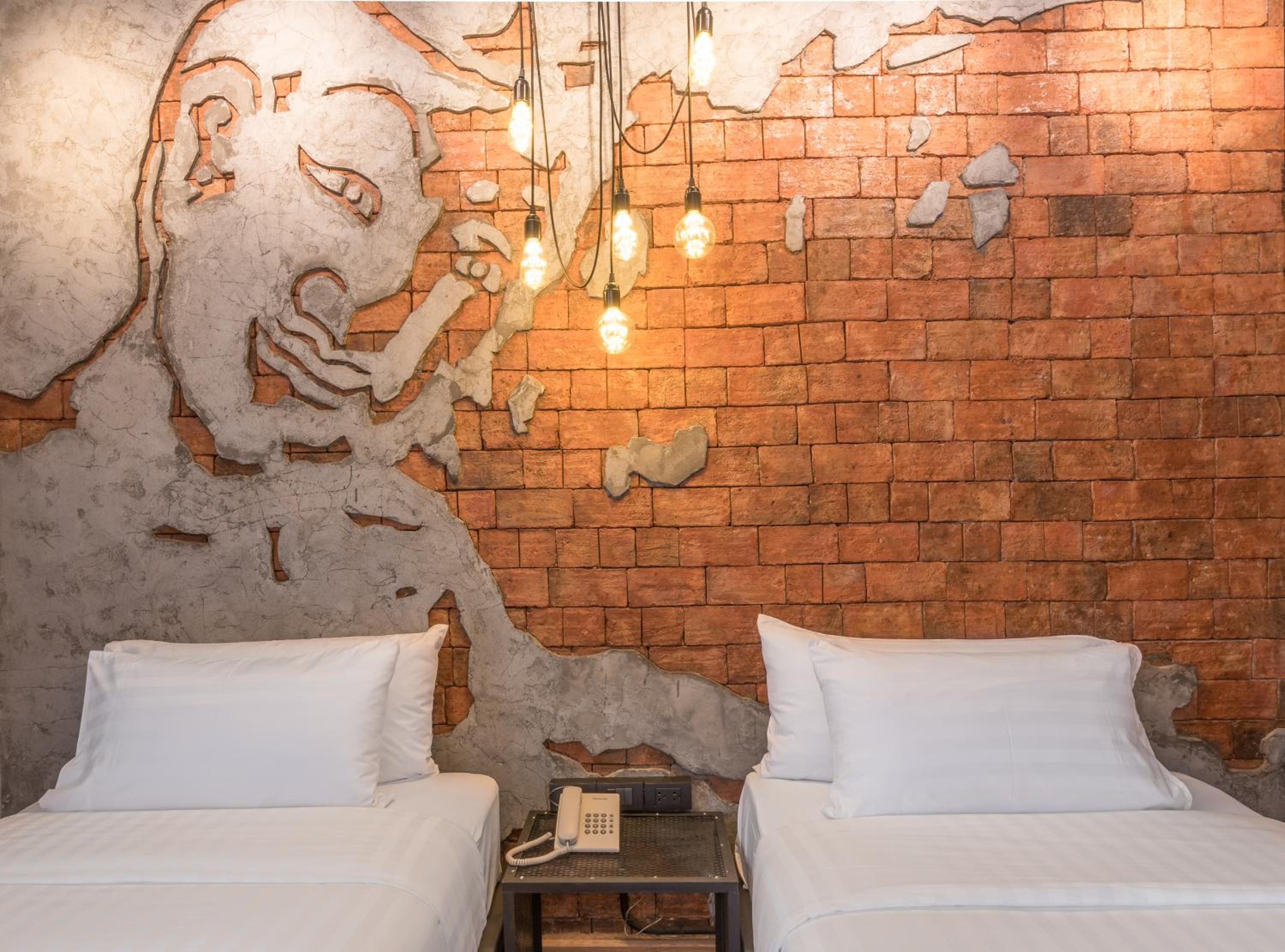 Deluxe Double or Twin Room with Balcony