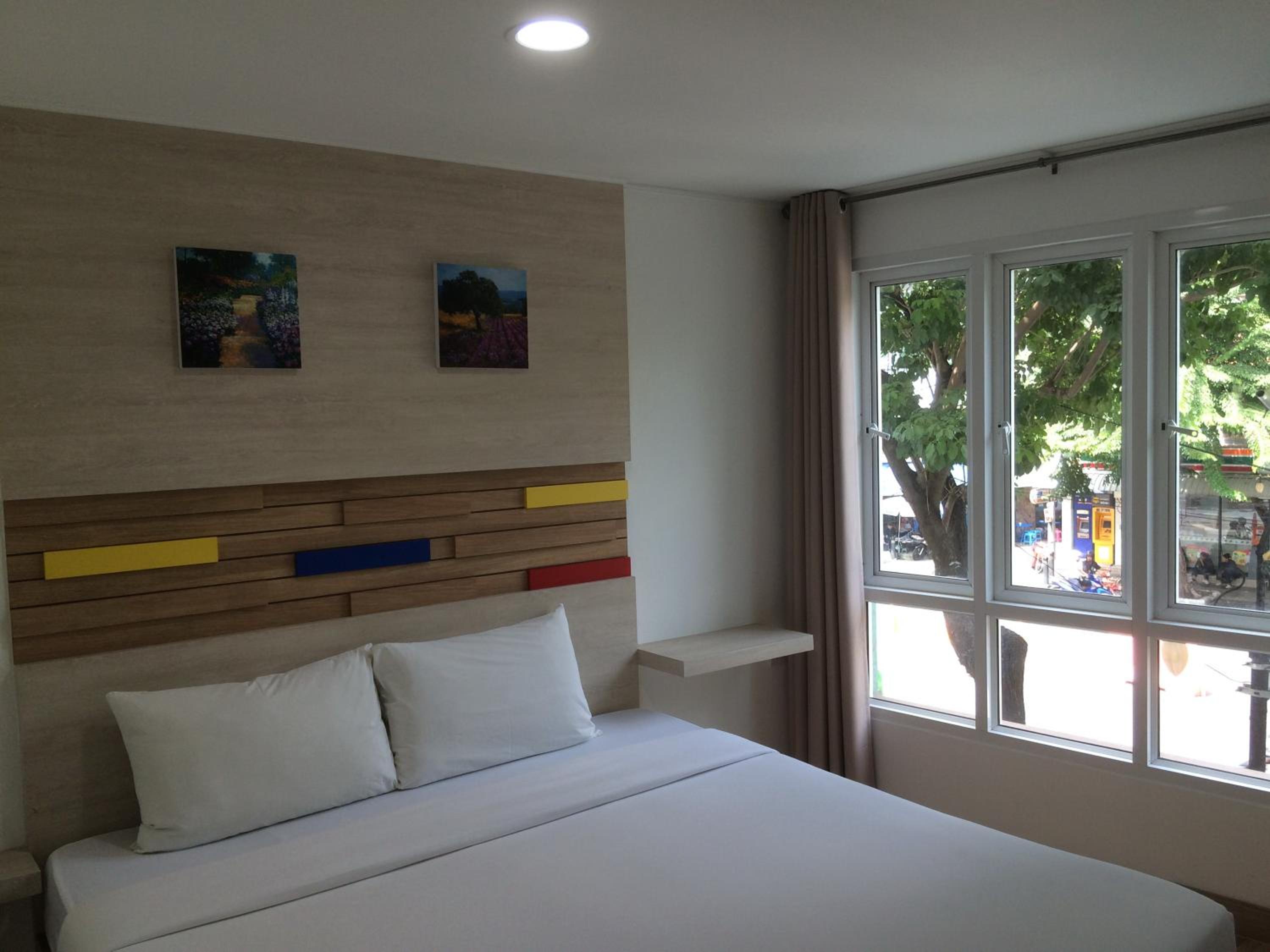Deluxe Double Room - City View