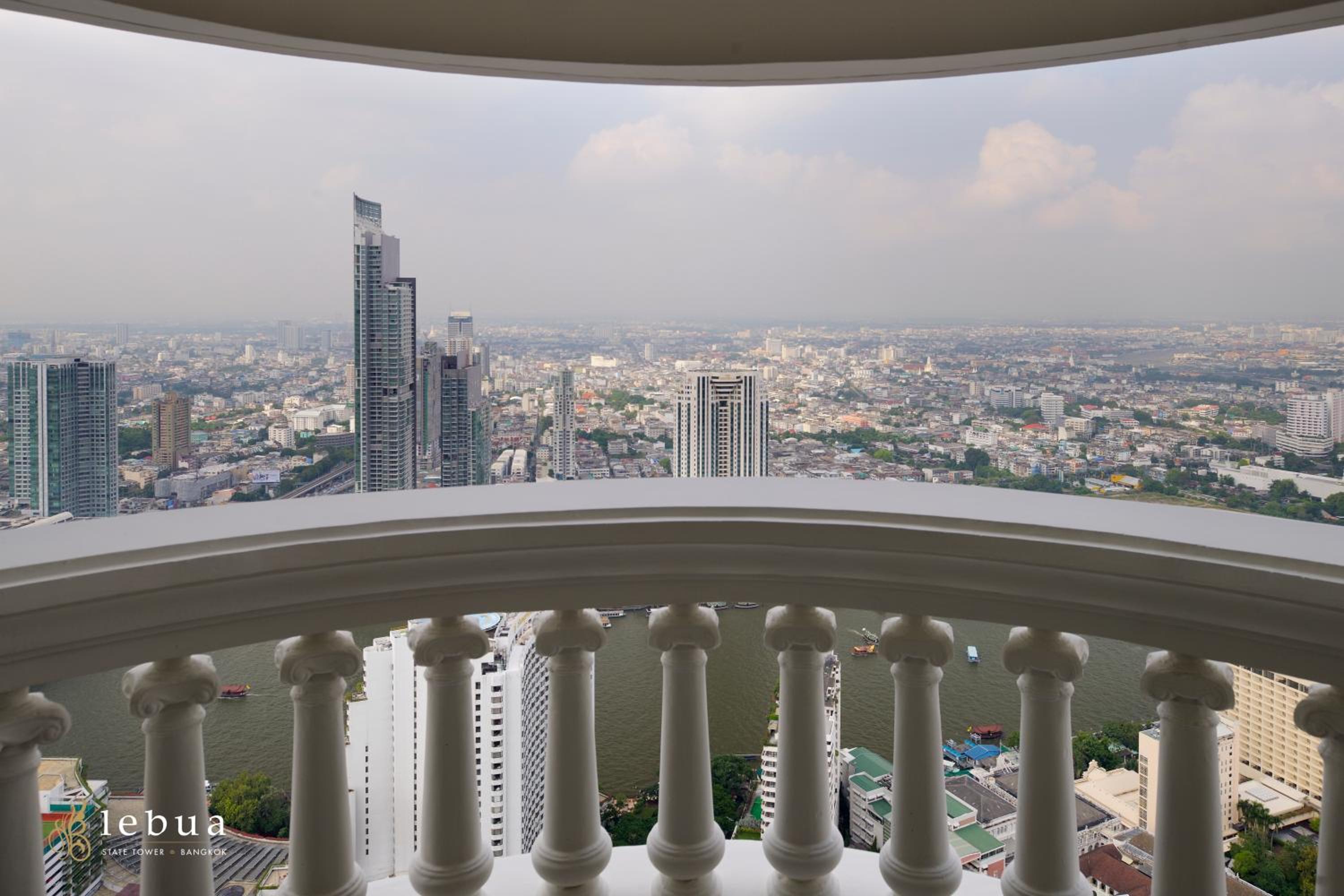 lebua Premium Suite River View 