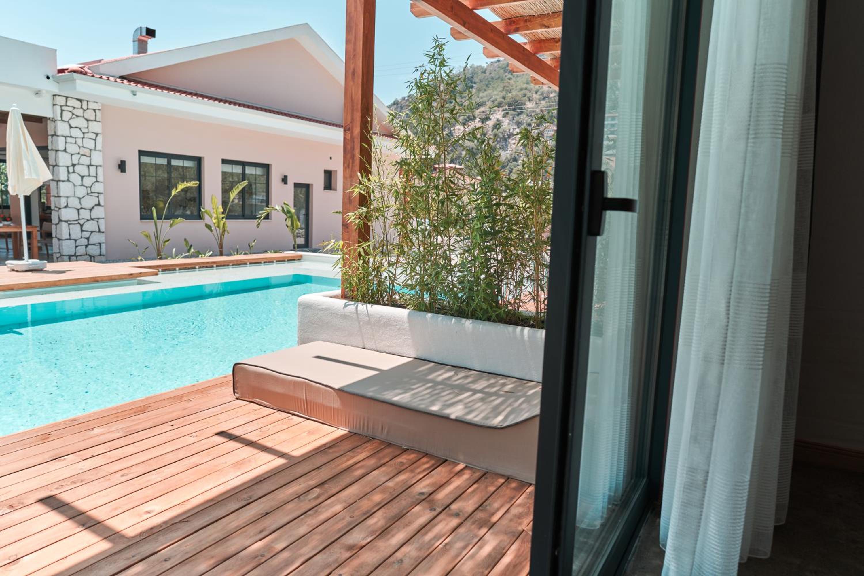 Double Room with Swimming Pool Access