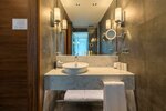 Superior Queen Room With City View в Golden Tulip Istanbul Bayrampasa
