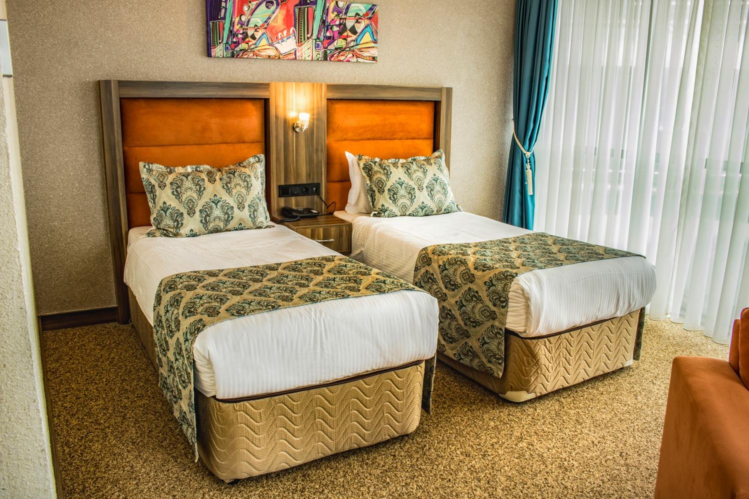 Twin Room with City View