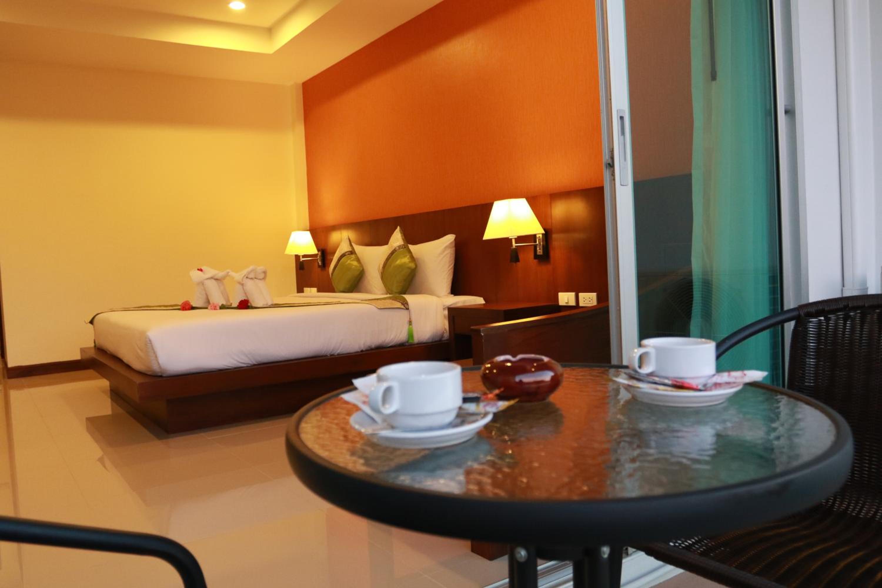 Deluxe Double or Twin Room