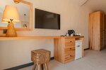 Deluxe Double Room With Pool View в Unsal Hotel 