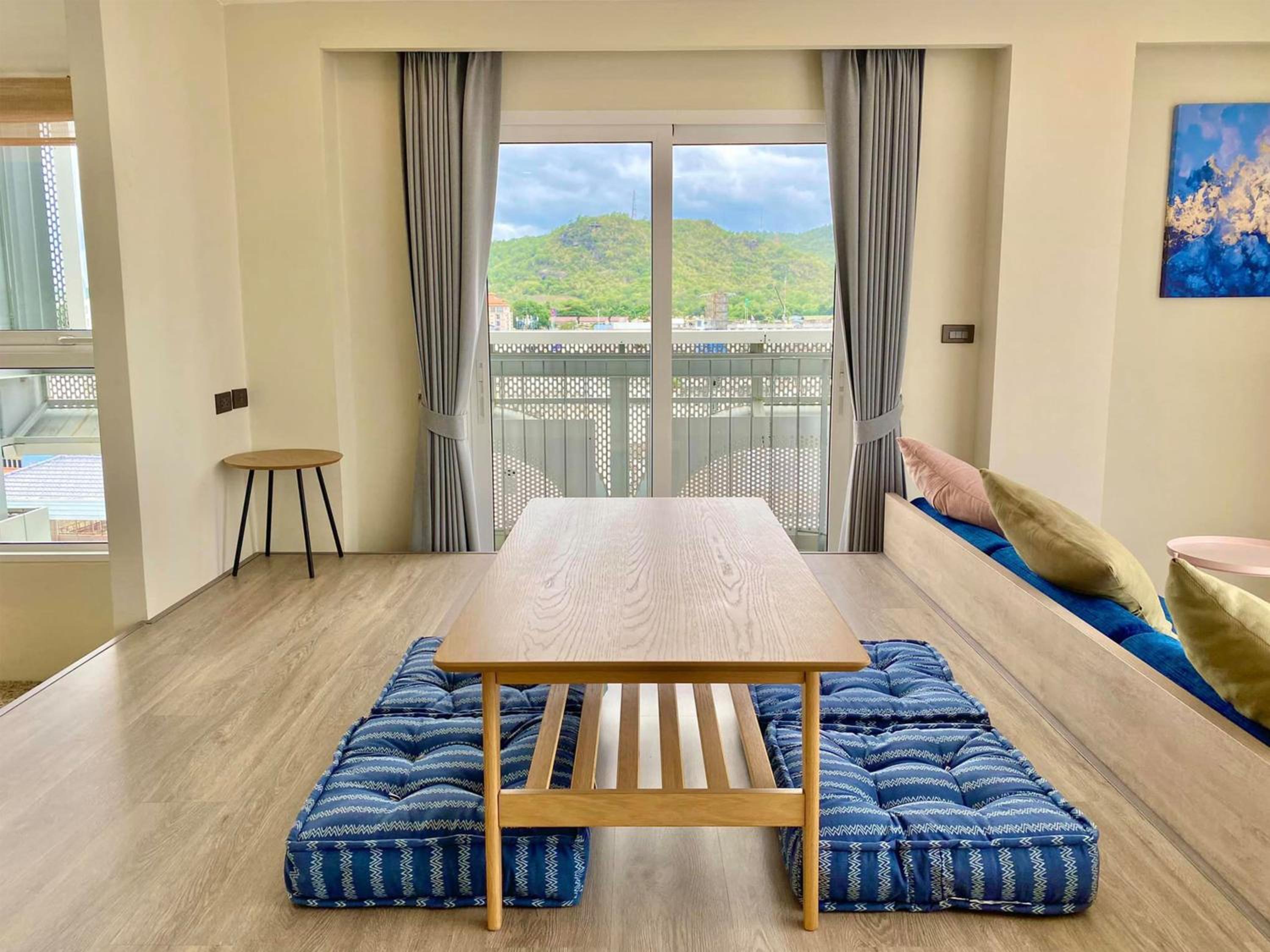 Family Room with Sea View