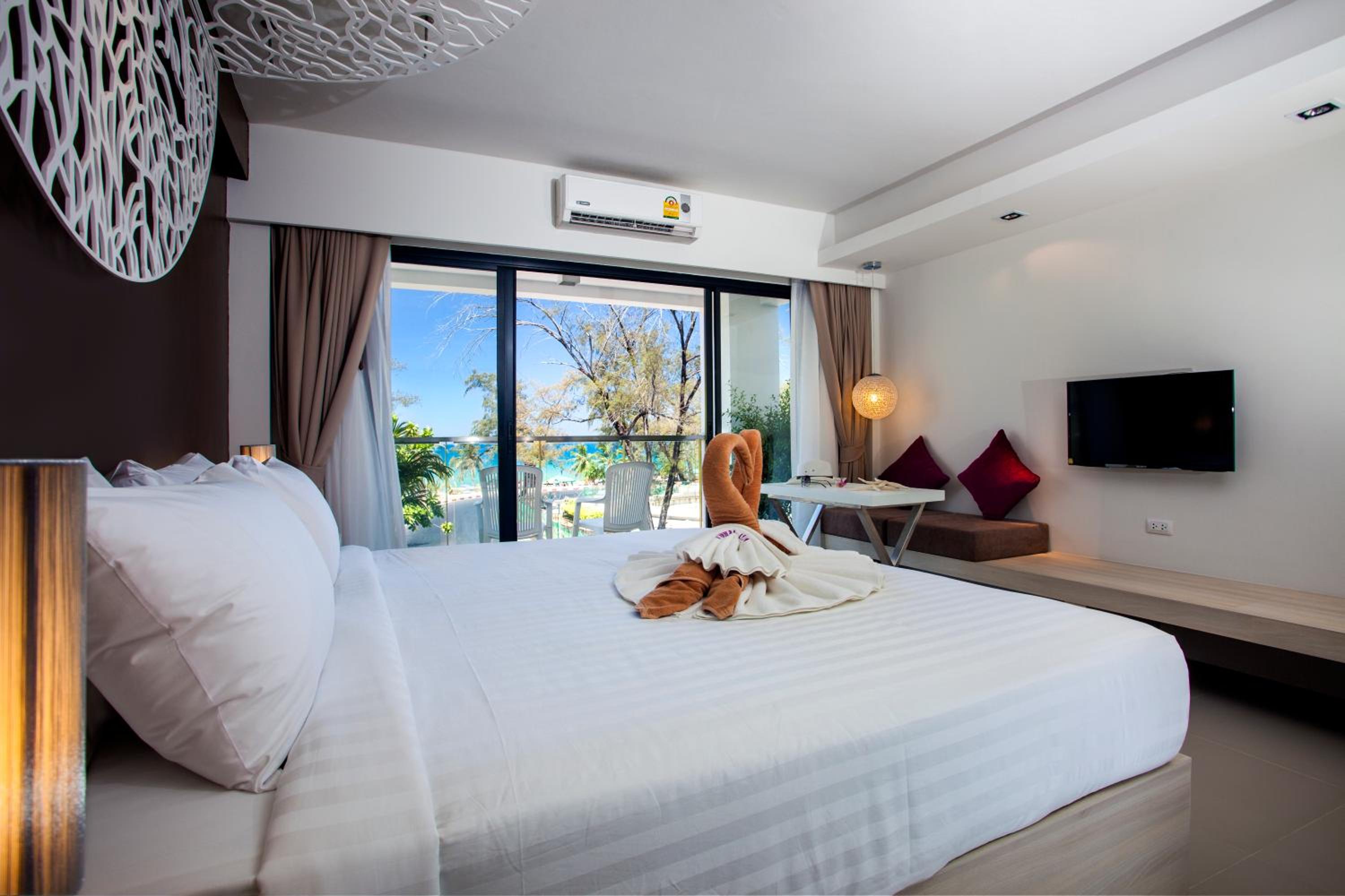 Coral Deluxe Double Room with Sea View