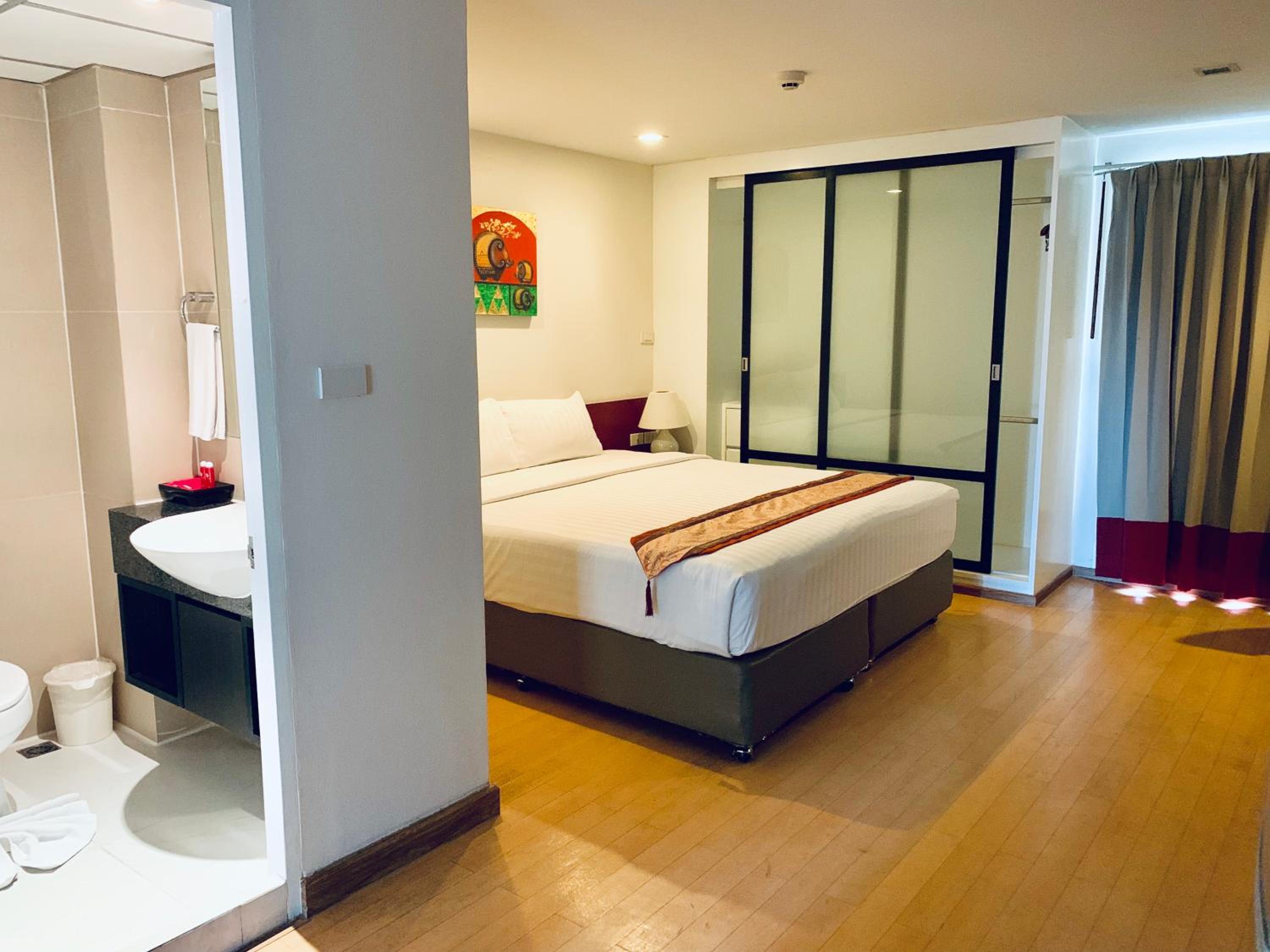 Deluxe Double Room or Twin Room