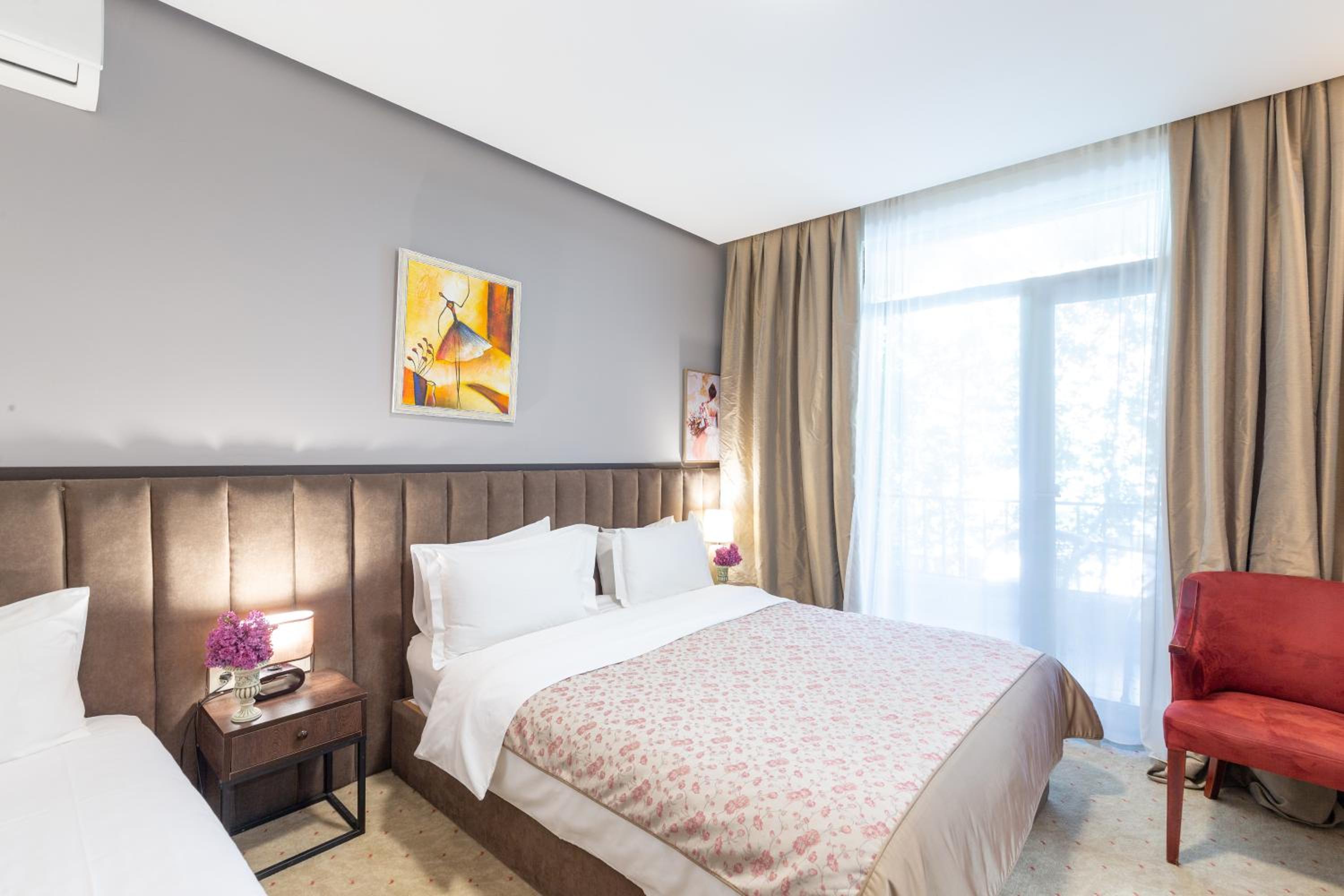Triple Room with Garden View
