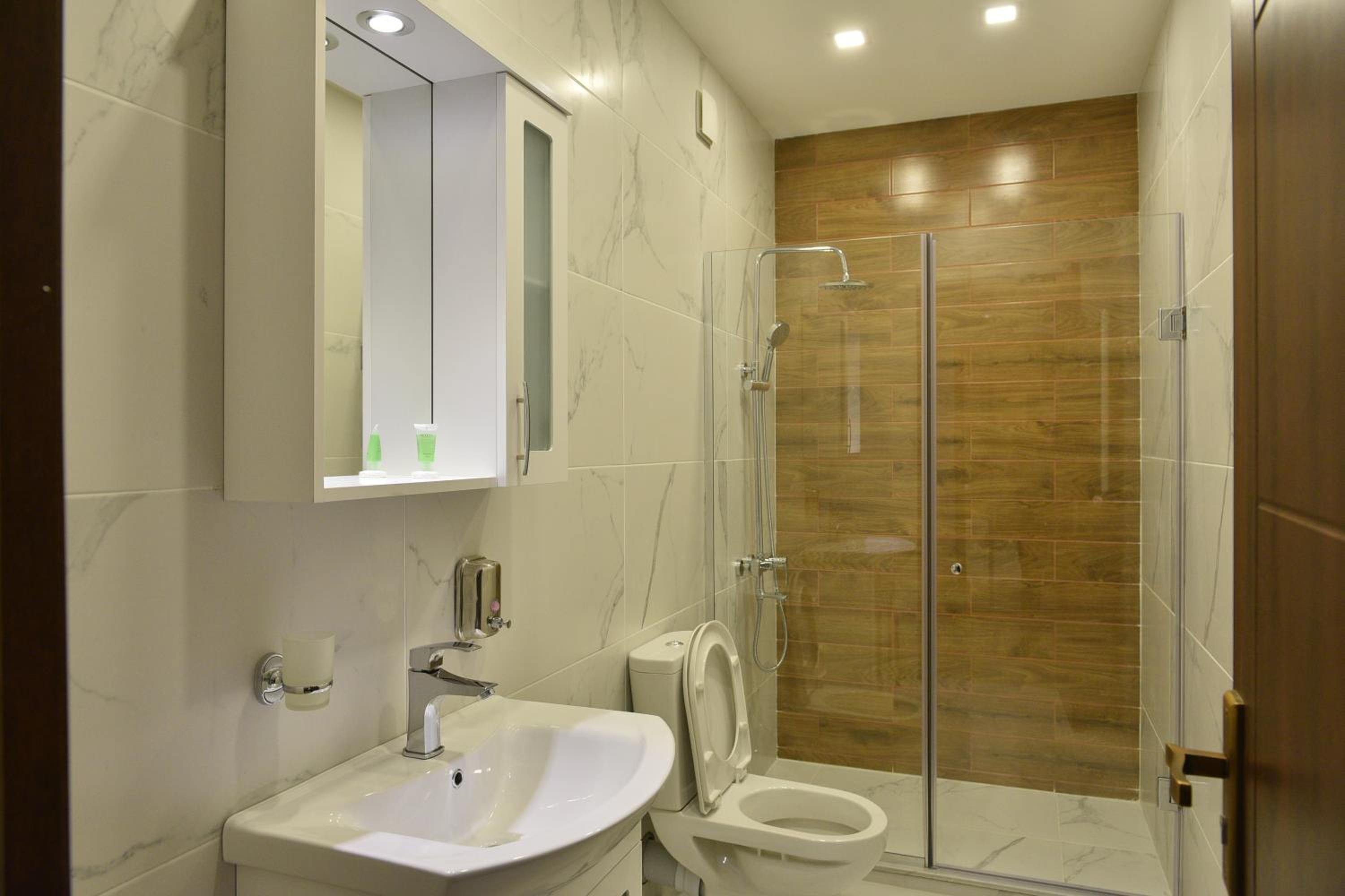 Deluxe Double Room with Extra Bed