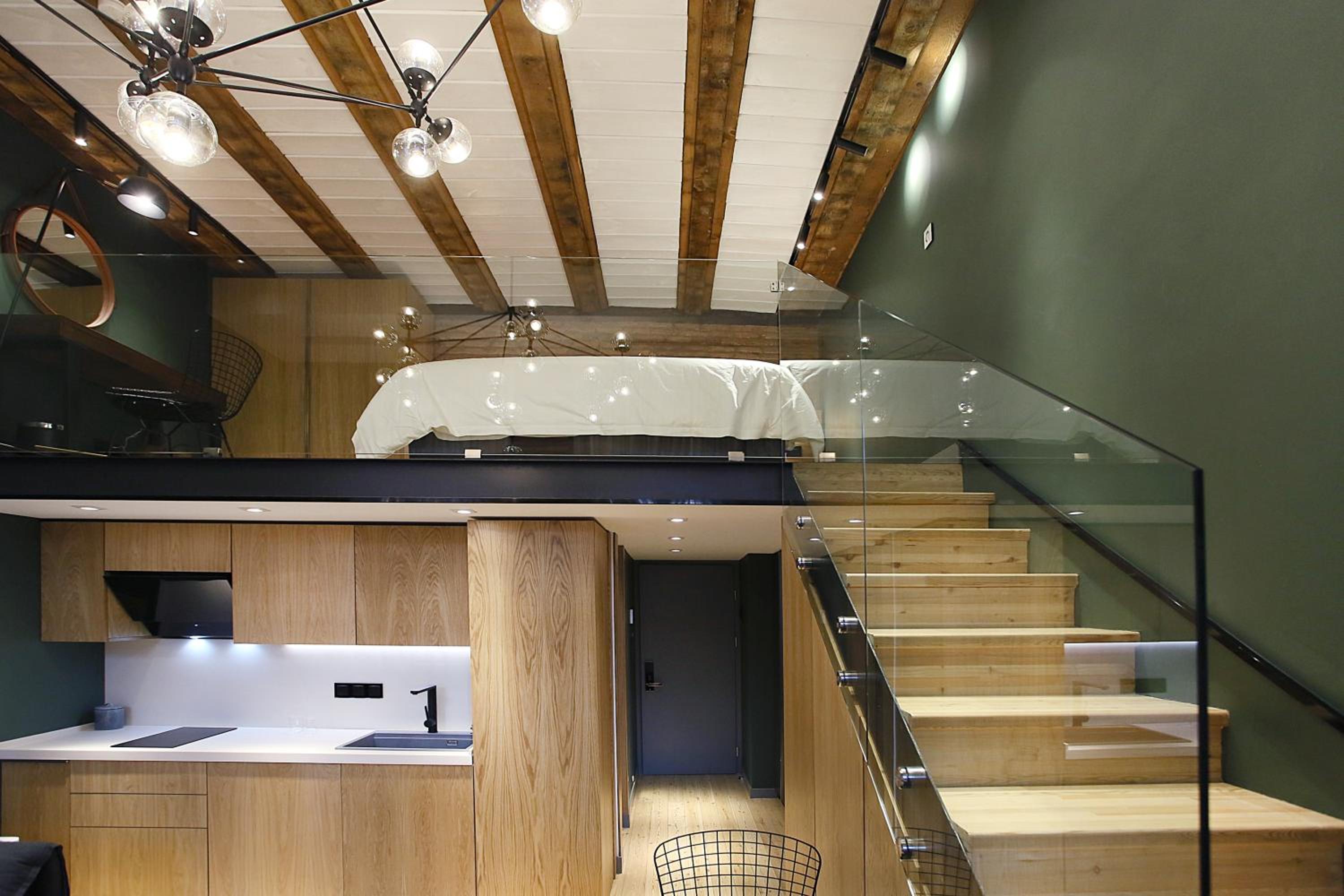 Studio - Split Level