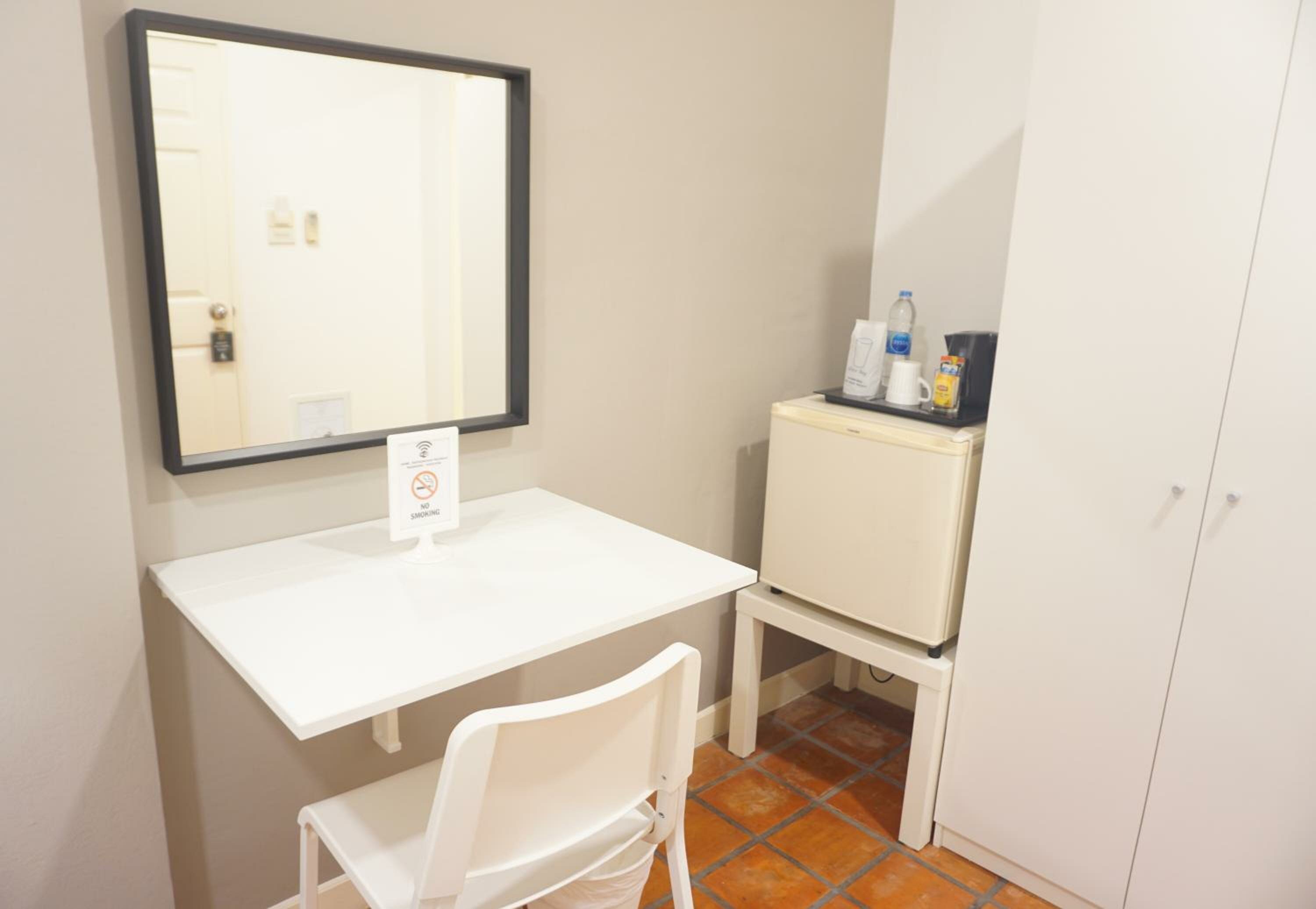 Standard Single Room - no window