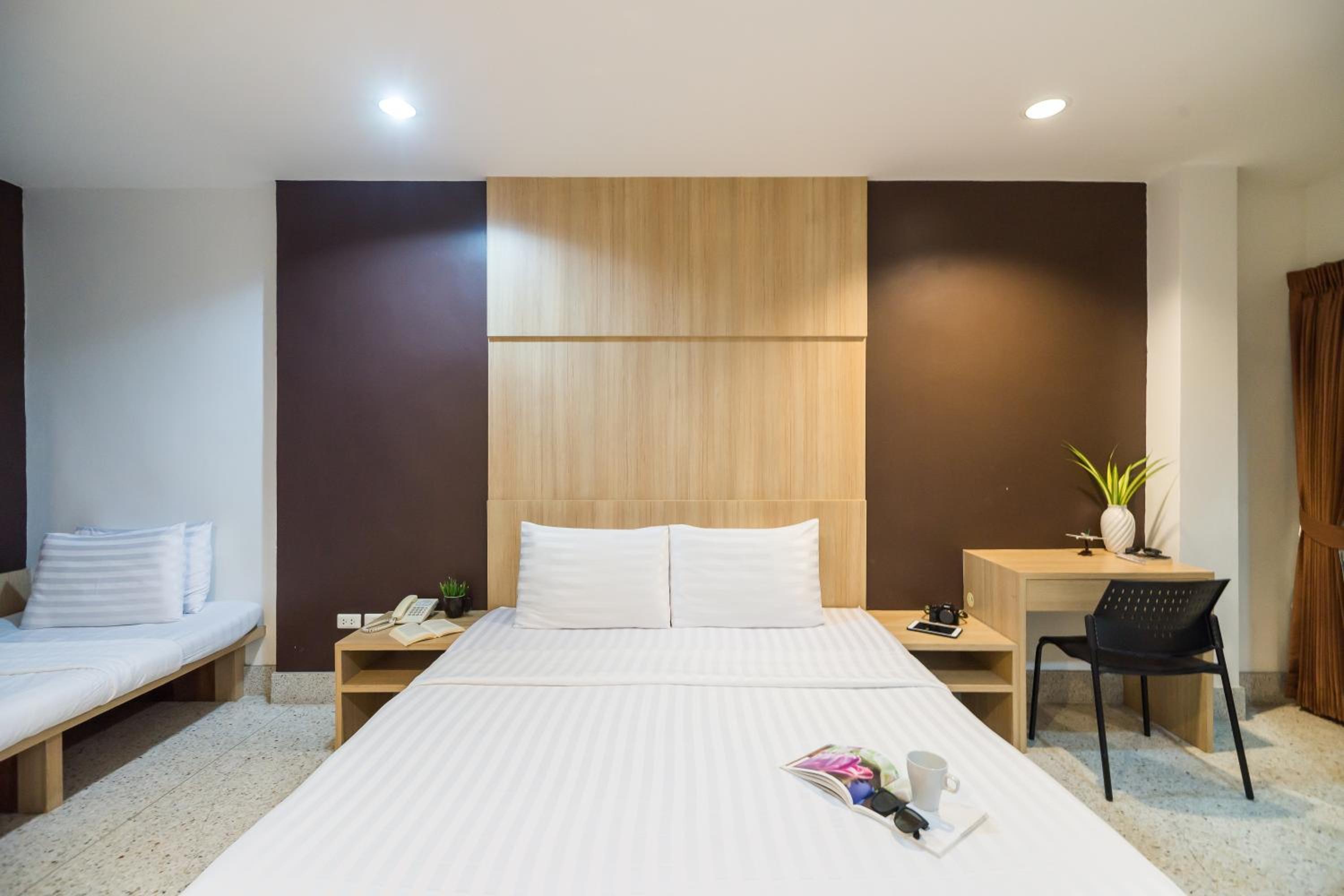 Standard Triple Room without a Window