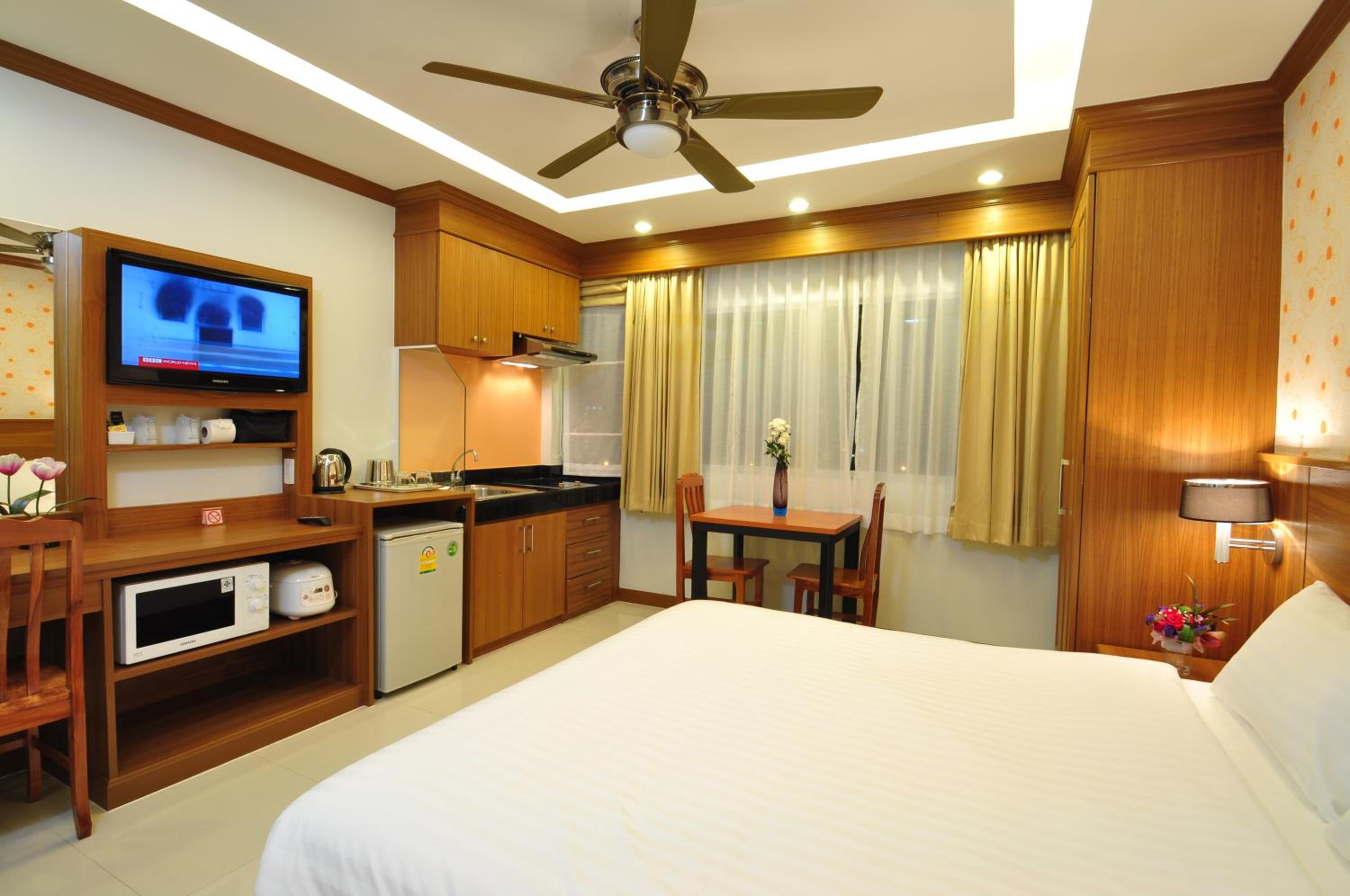 Standard Room with Kitchenette