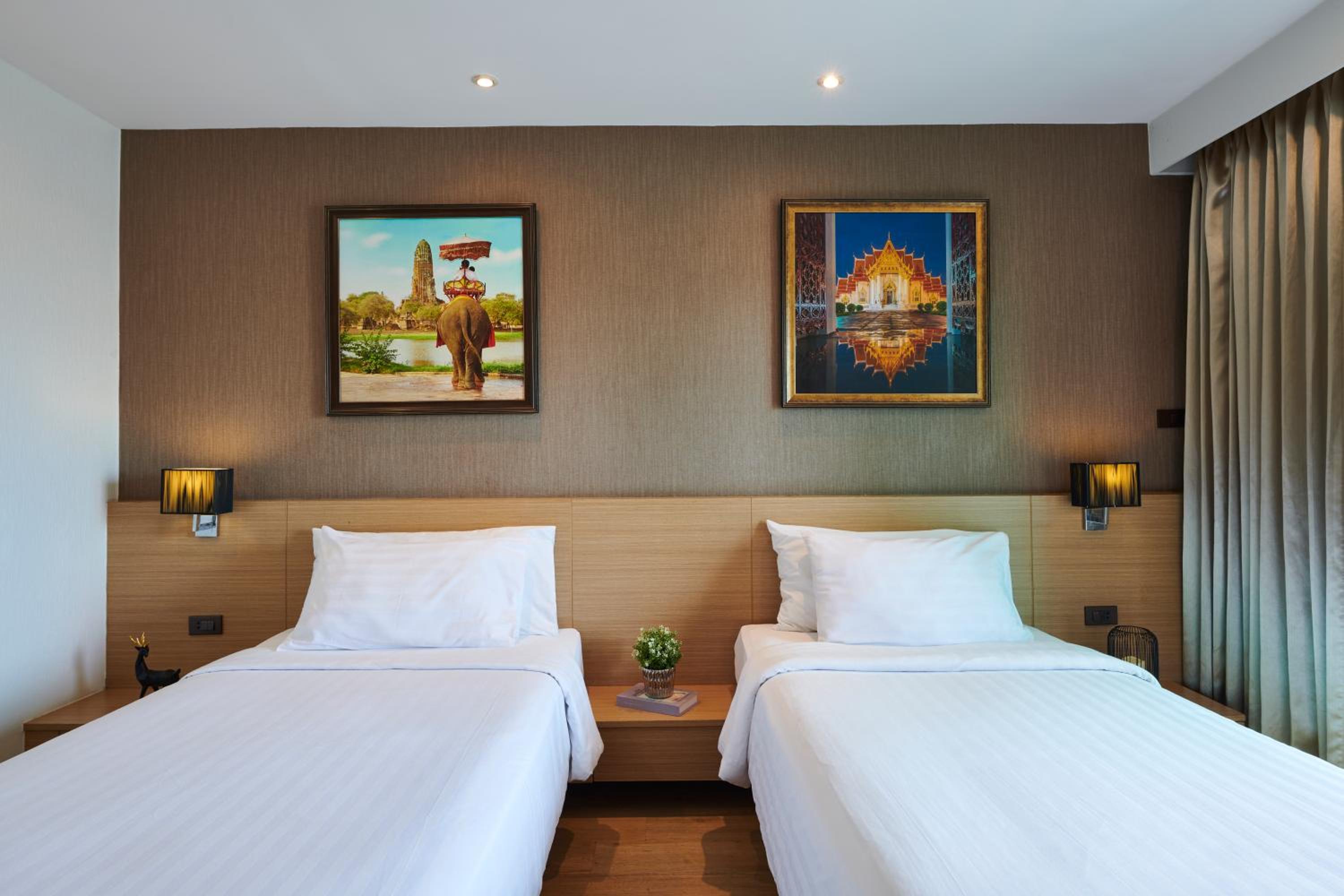 Deluxe Double or Twin Room with Balcony