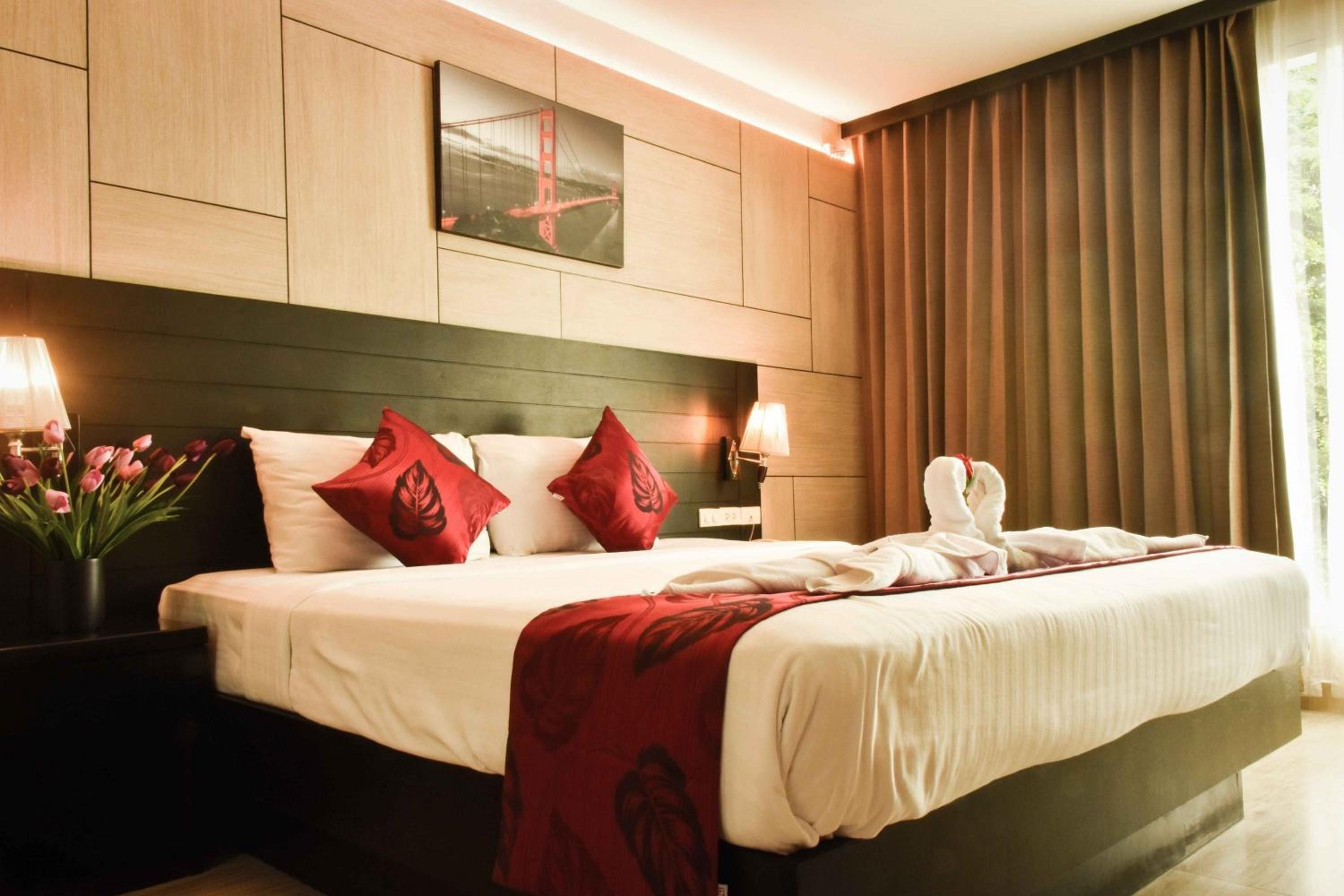 Deluxe Double or Twin Room