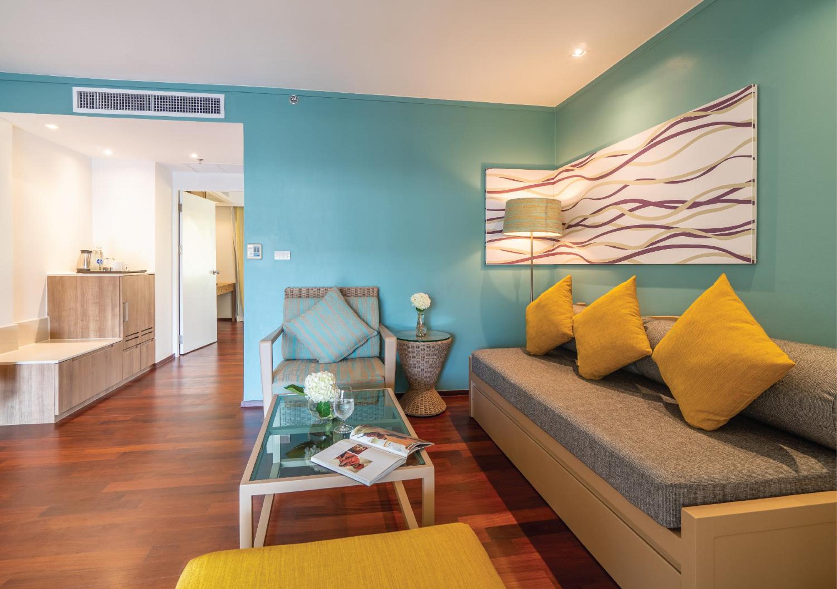 One-Bedroom Family Suite