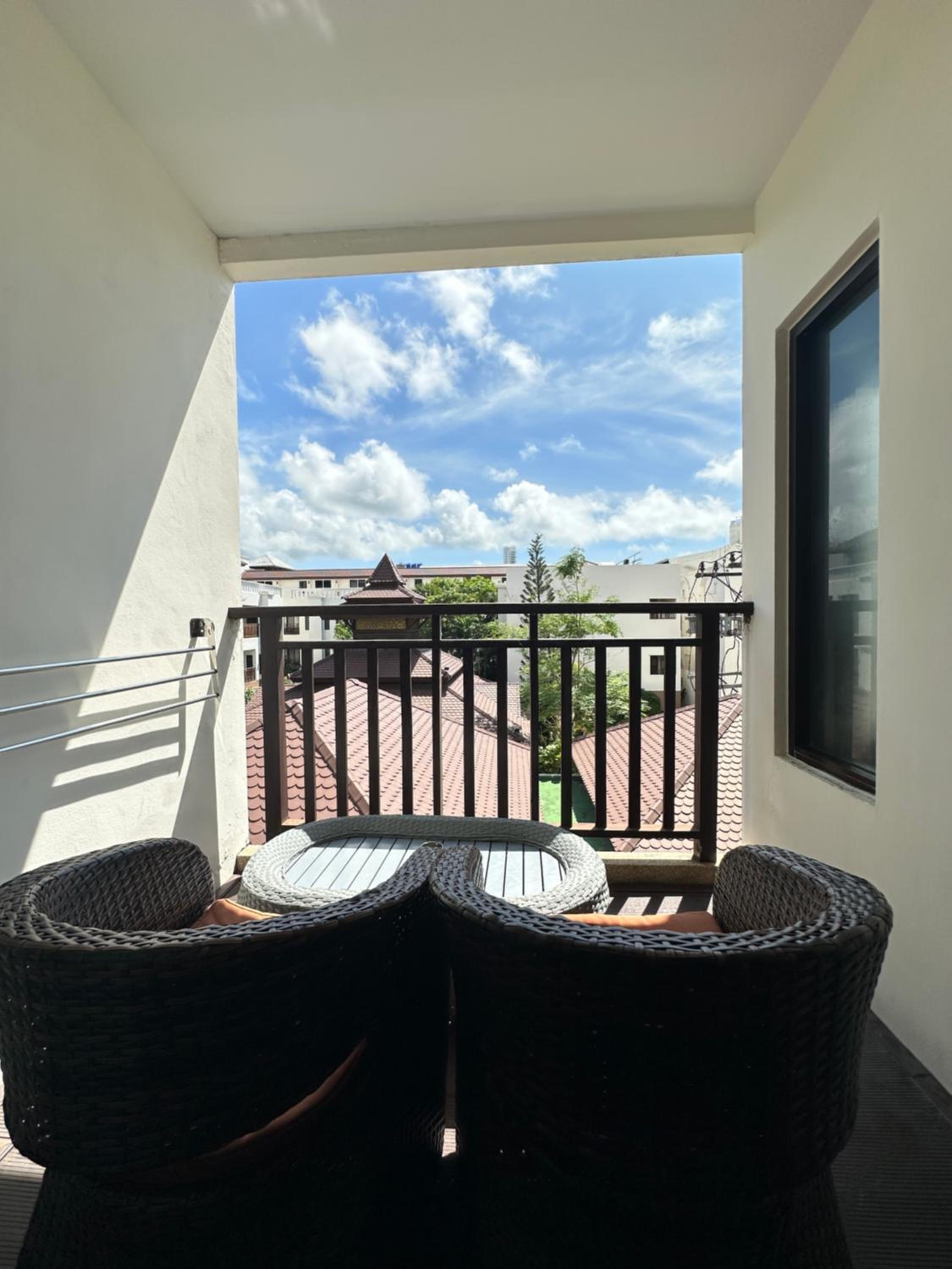 Deluxe Balcony Twin Room