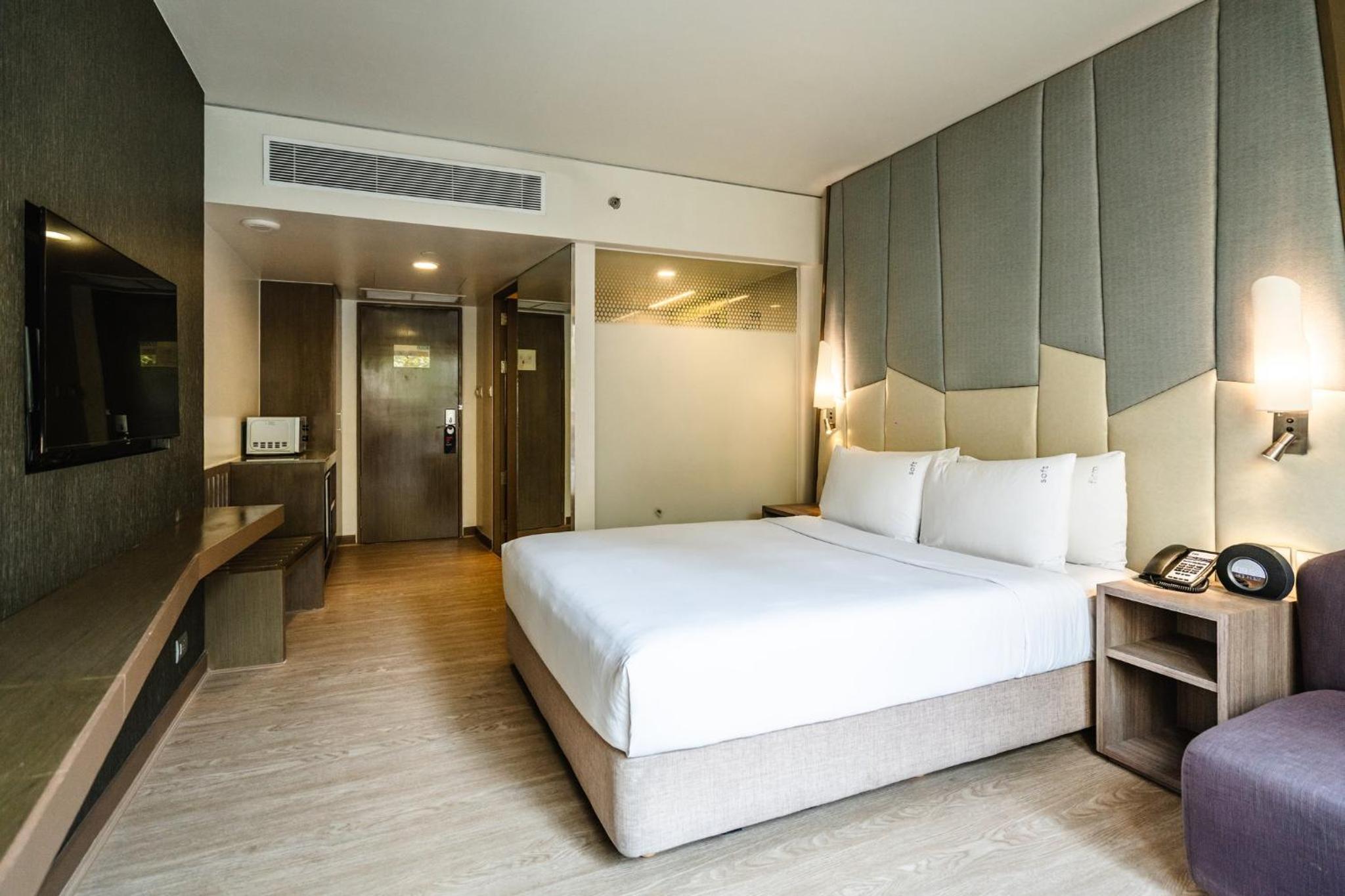 Standard Room with Free Breakfast