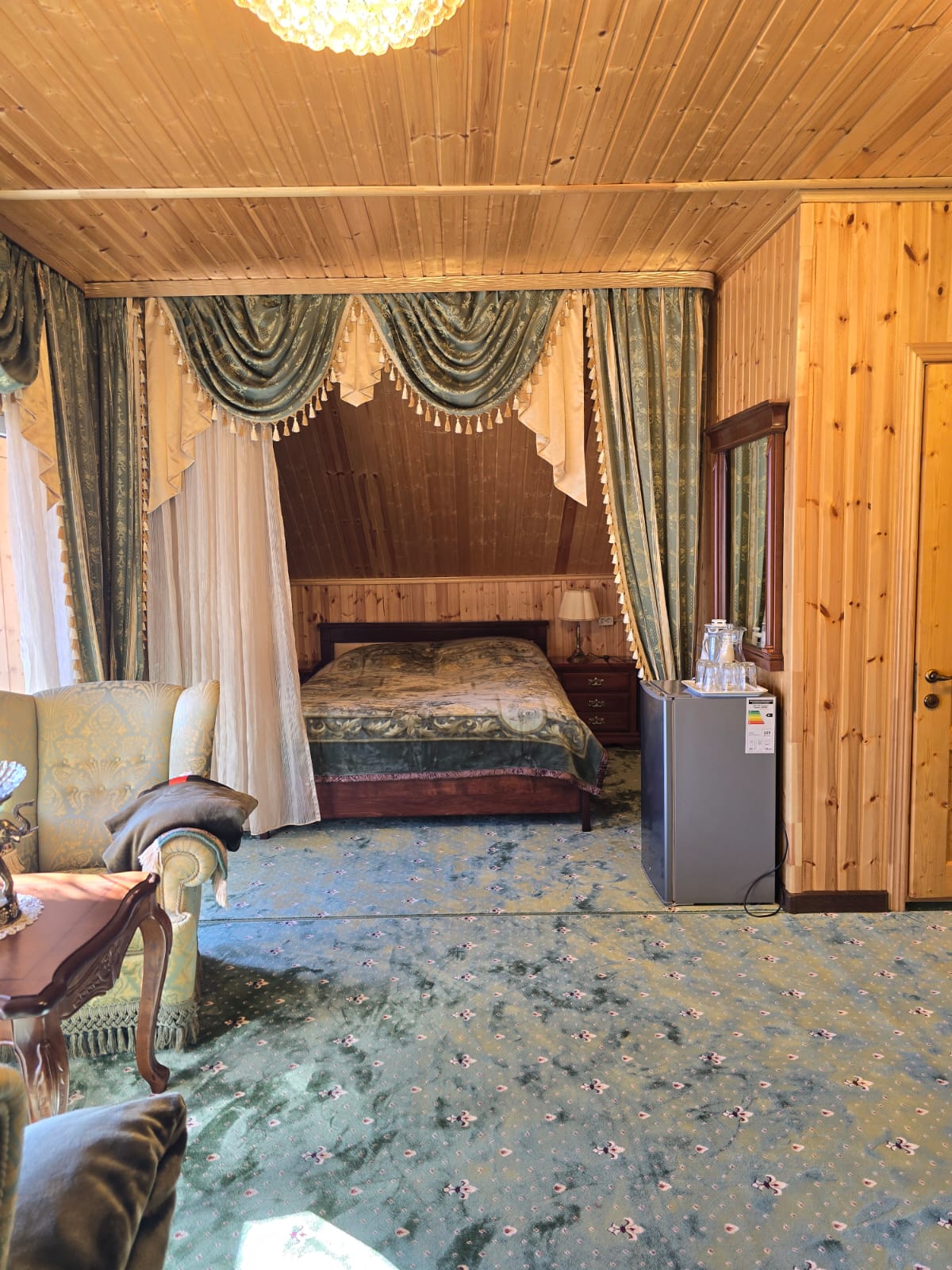 Люкс с 1 спальней