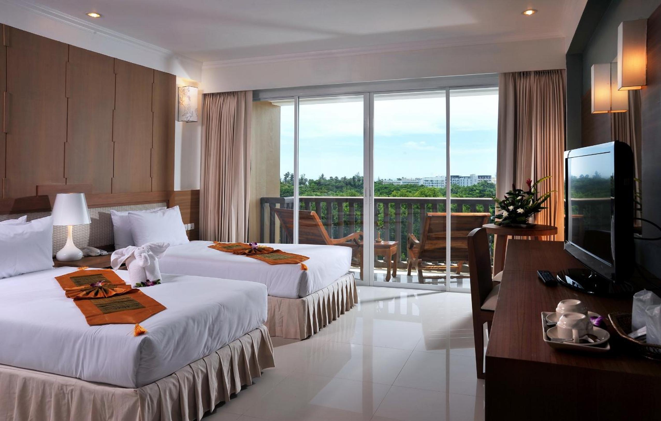 Deluxe Double or Twin Room with Sea View
