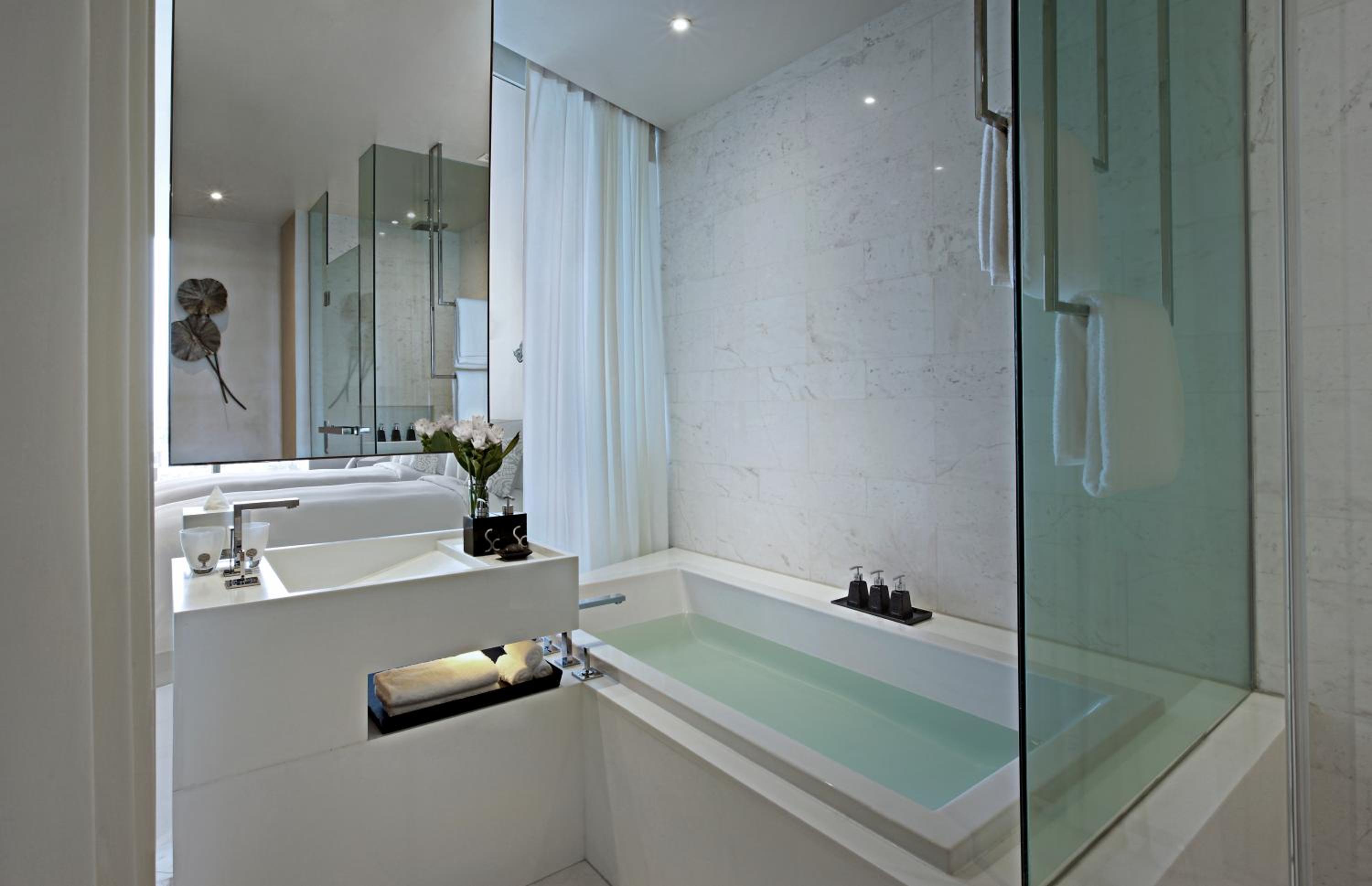 SO Cozy Double Room with City View