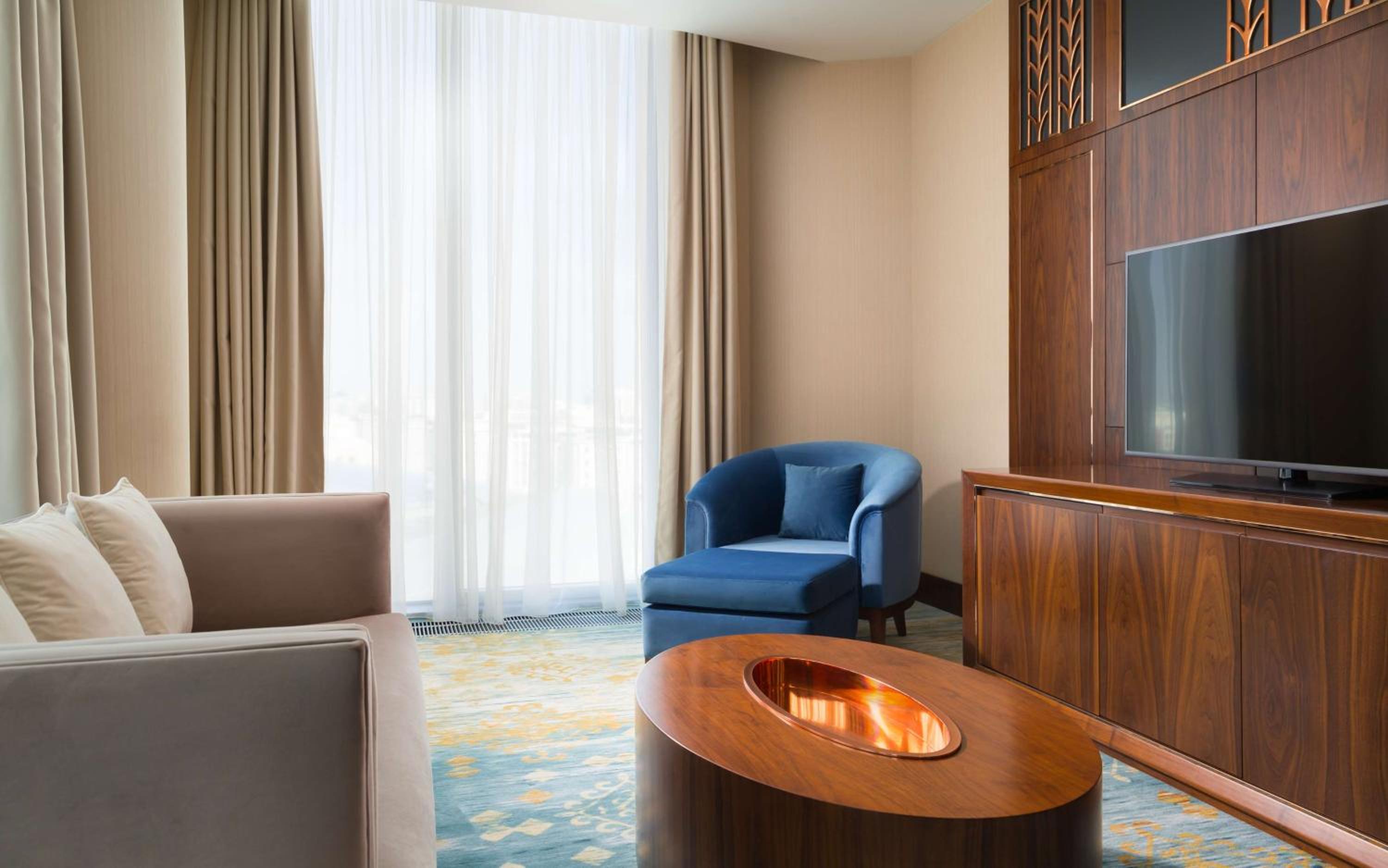 One-Bedroom King Suite