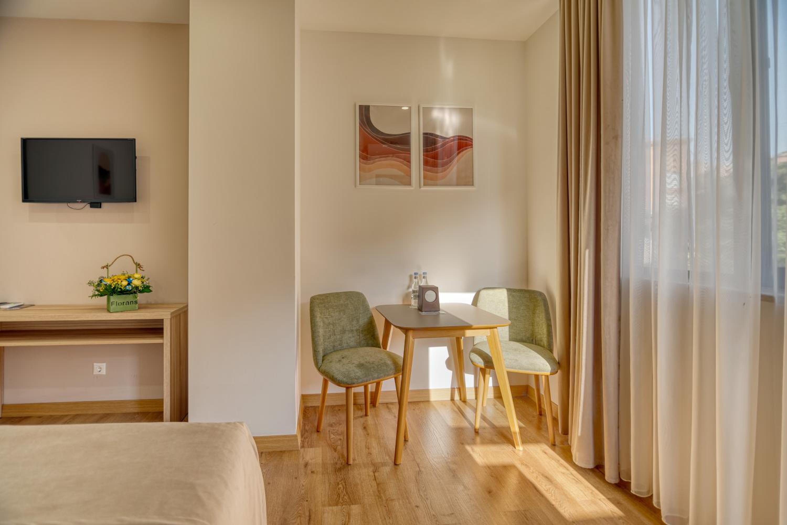 Deluxe Double or Twin Room with Balcony