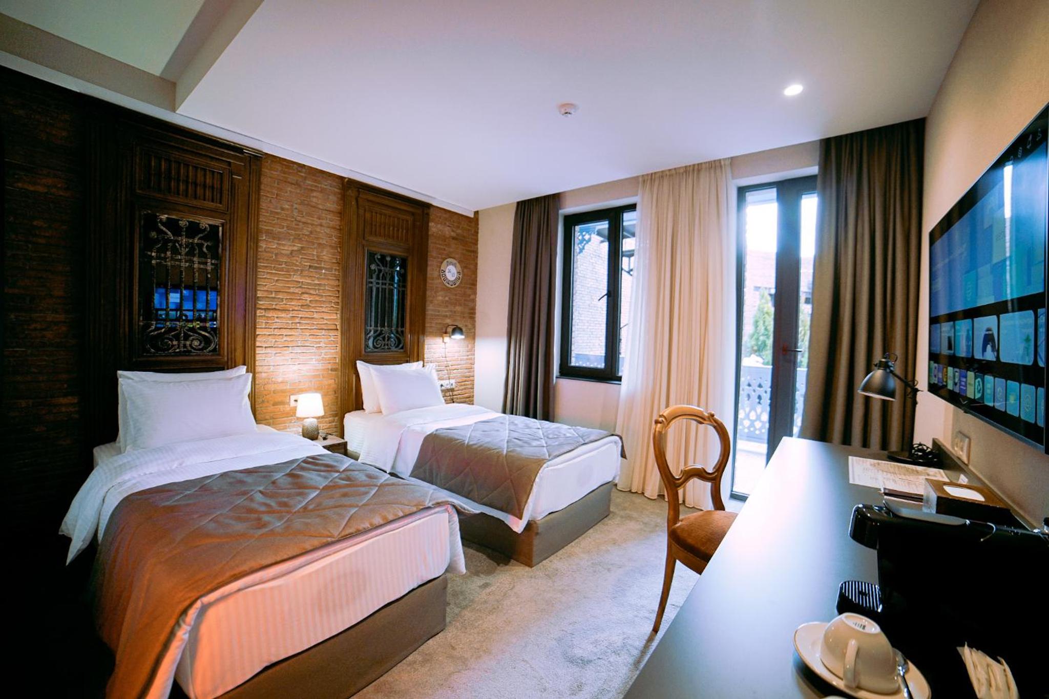 Double Room with Patio