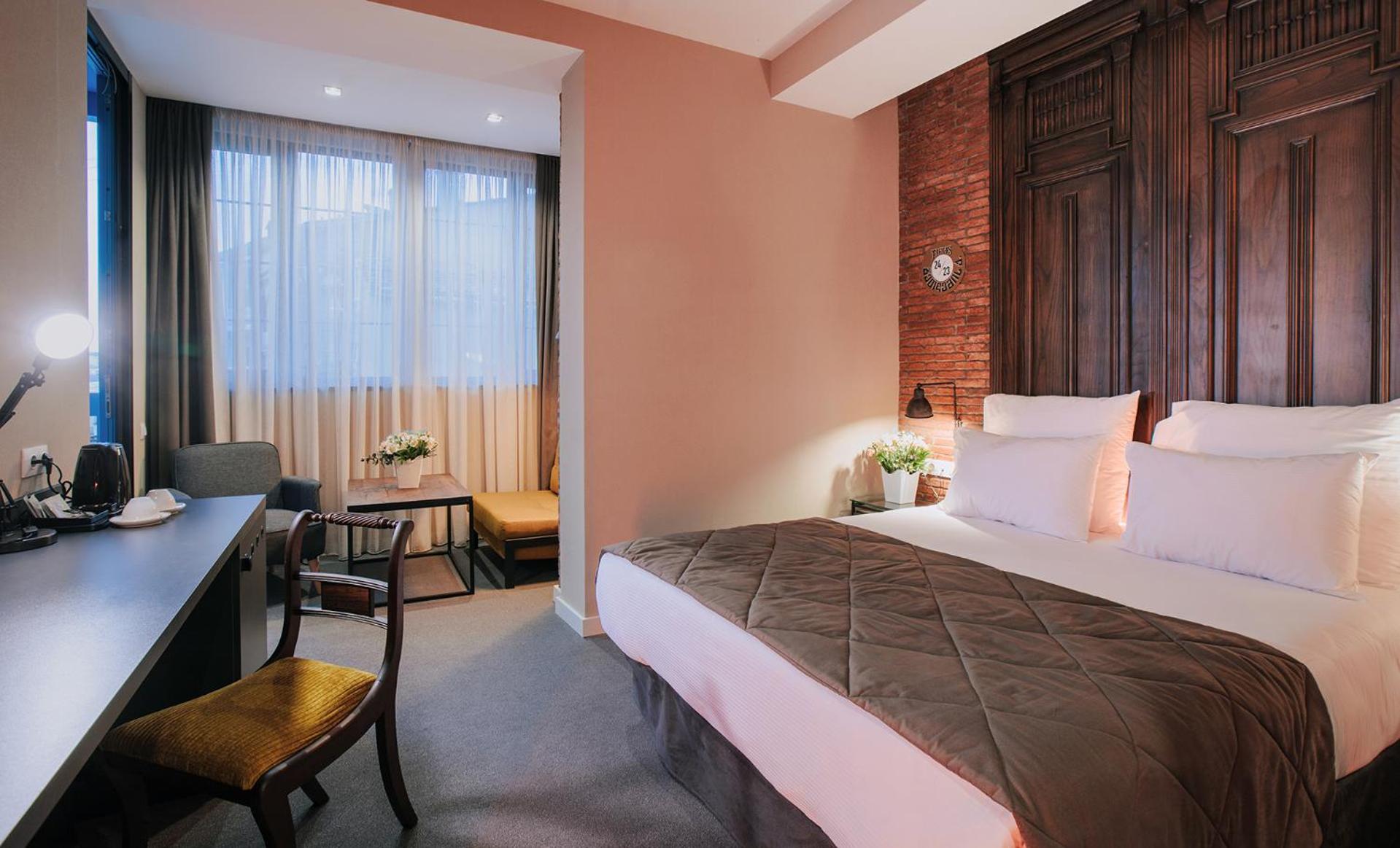 Junior Suite with Balcony