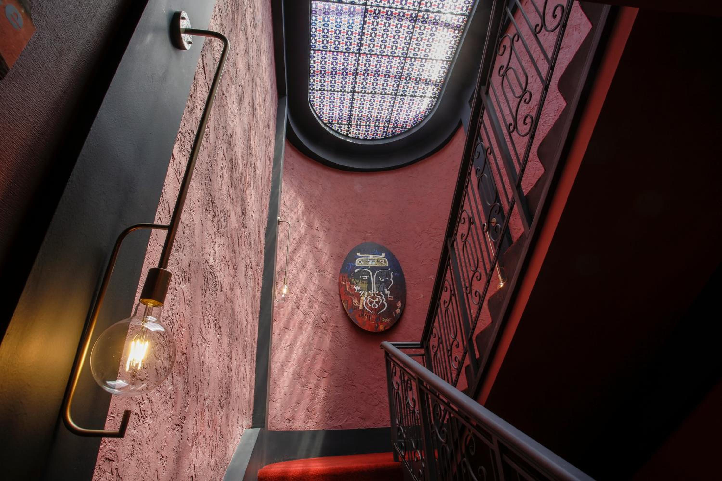 Standard Twin Room with Mountain View