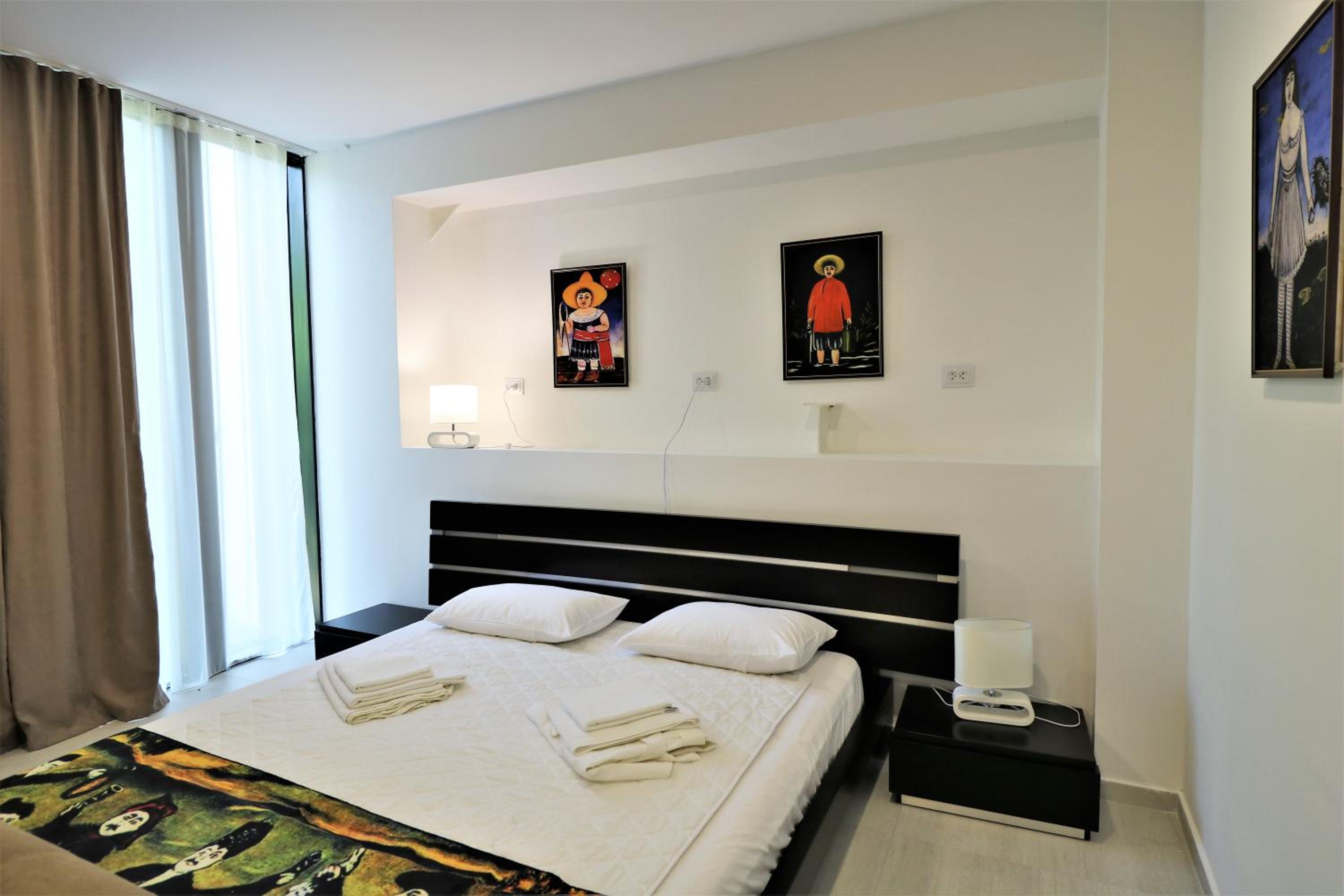 Large Double or Twin Room