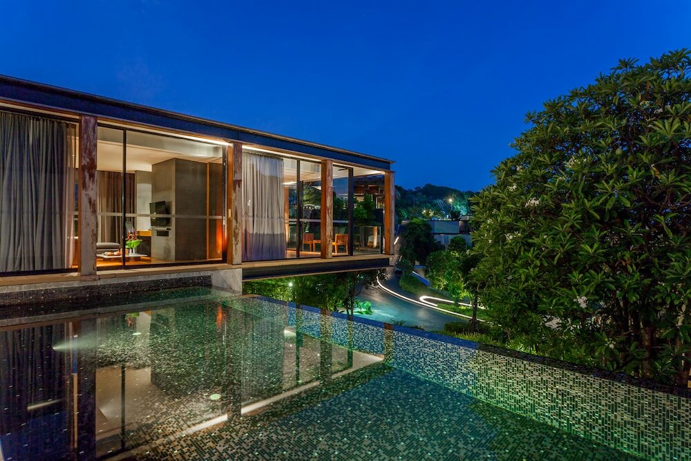 3 Bedrooms Pool Villa Garden View