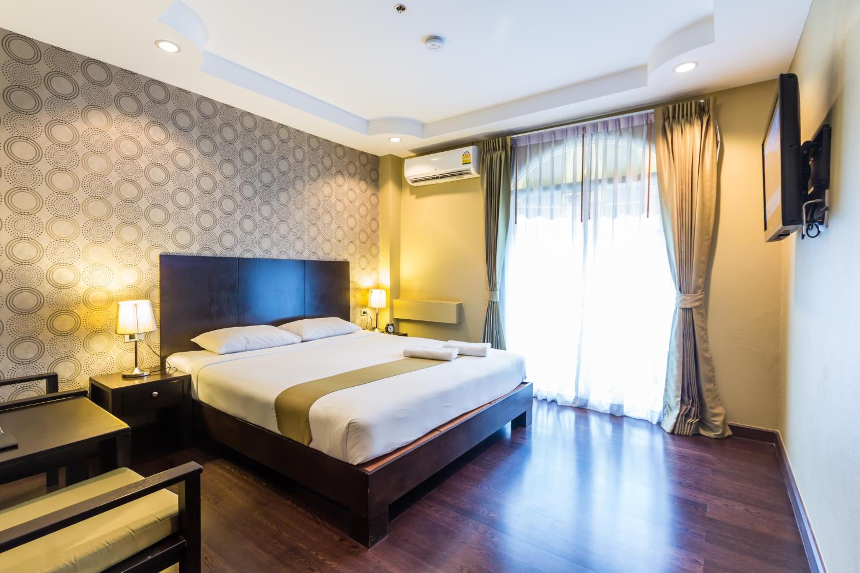 Deluxe Plus Room