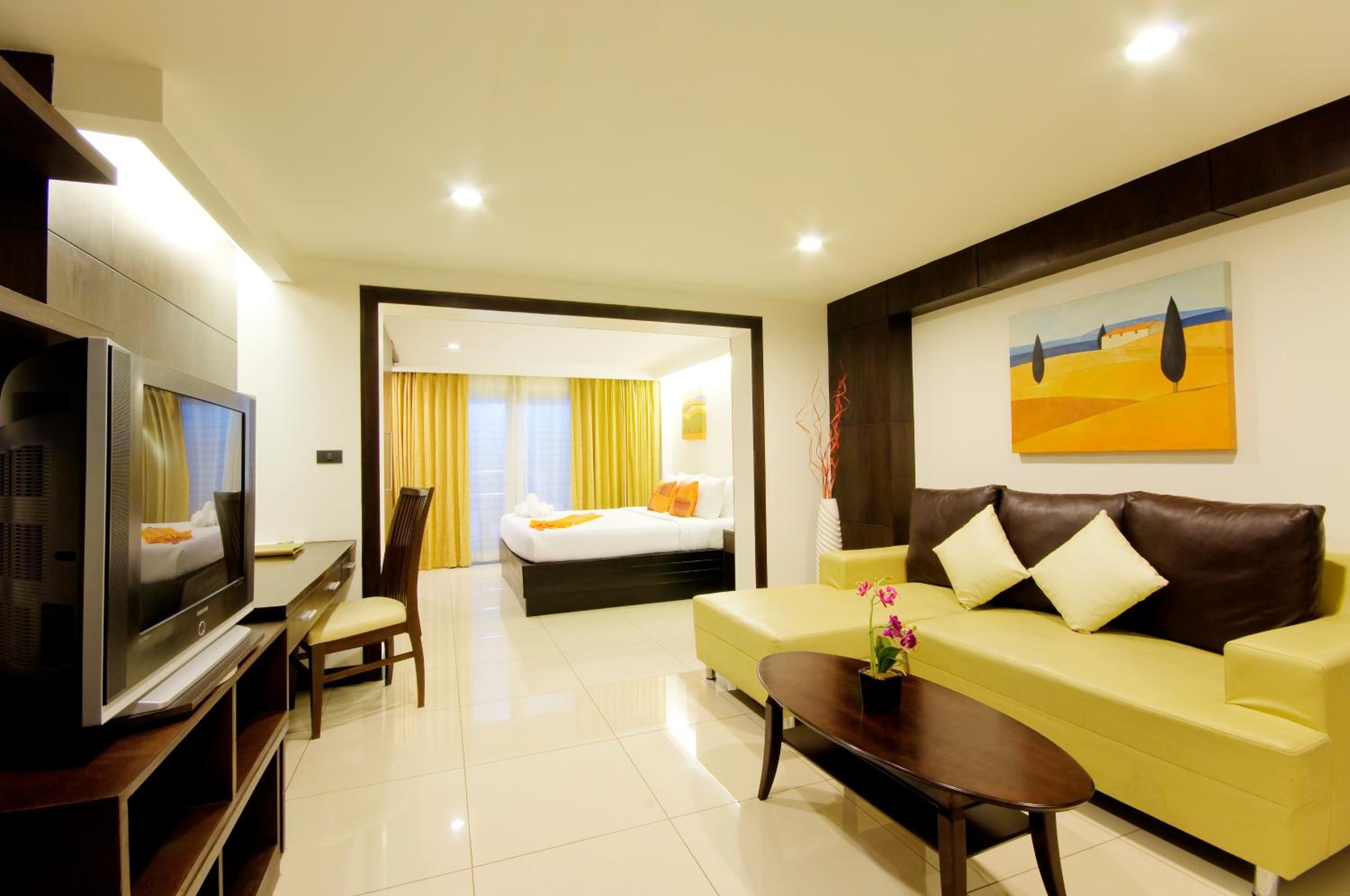 Deluxe Double or Twin Room