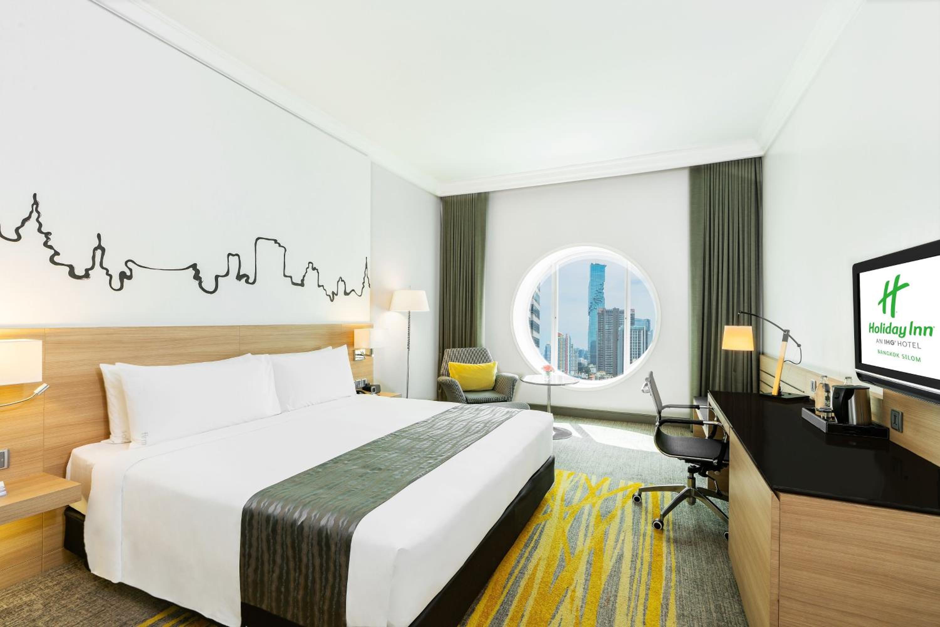 Deluxe King Room - Non-Smoking