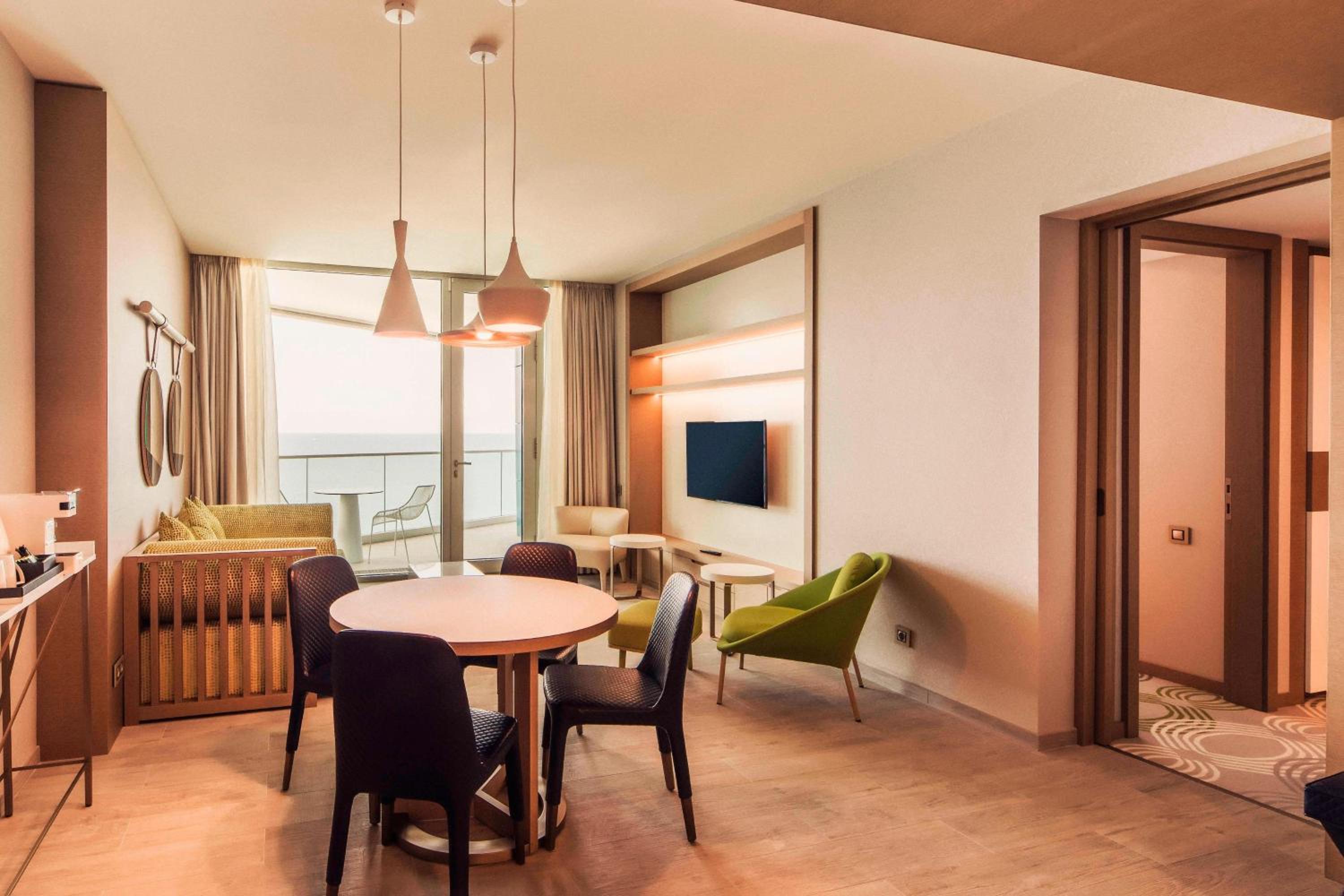 Family Suite, 2 Bedroom Suite, Sea view, Balcony