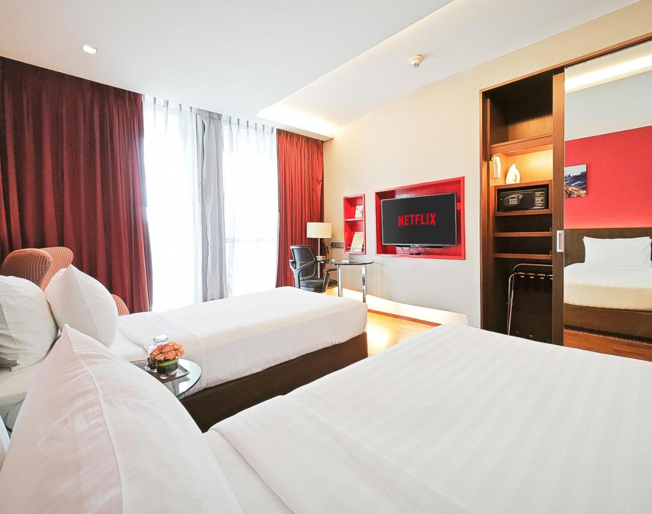 Deluxe Double or Twin Room G