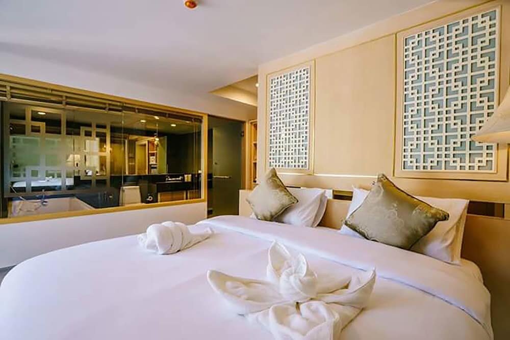 Grand Deluxe Room