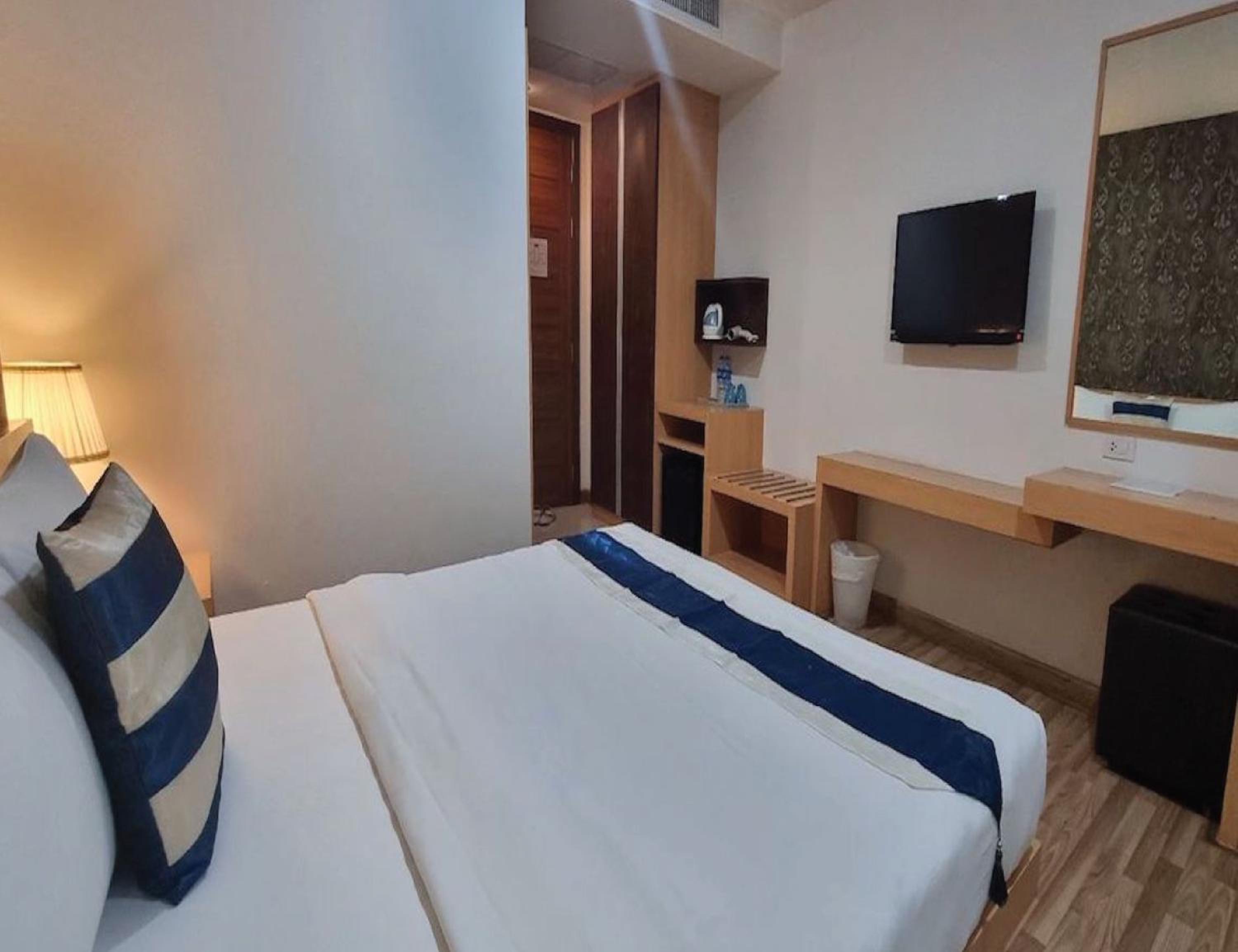 Deluxe Room with Balcony